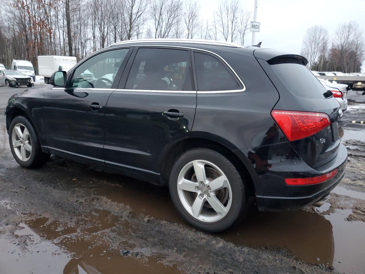 Photo 1 VIN: WA1LKAFP5AA043644 - AUDI Q5 