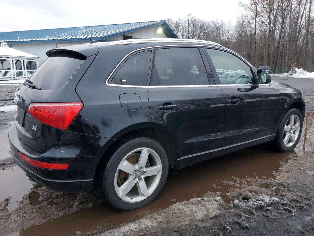 Photo 2 VIN: WA1LKAFP5AA043644 - AUDI Q5 