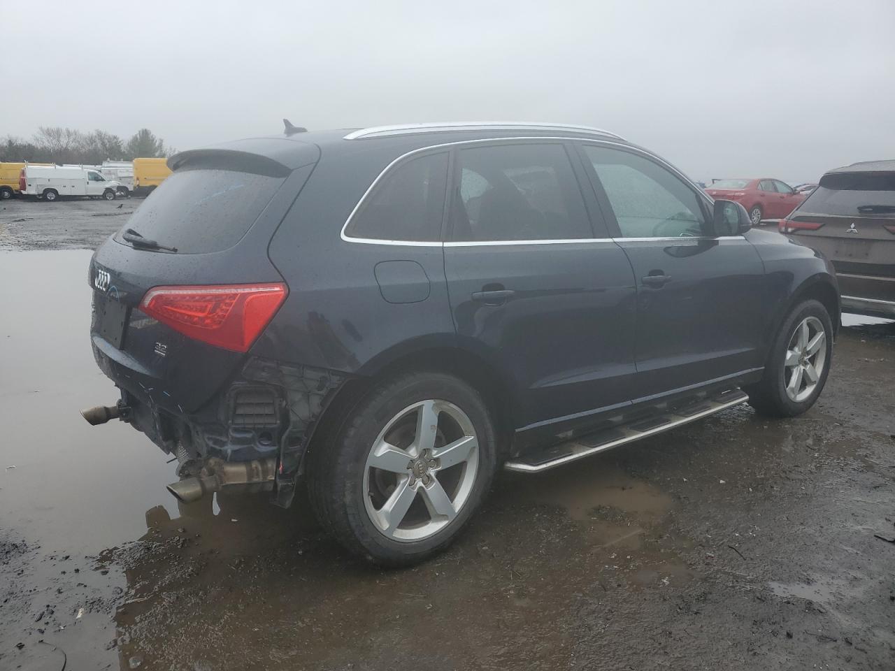 Photo 2 VIN: WA1LKAFP5AA106239 - AUDI Q5 