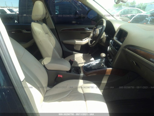 Photo 4 VIN: WA1LKAFP7AA101432 - AUDI Q5 