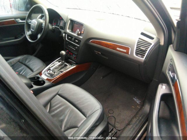 Photo 4 VIN: WA1LKAFP8AA031214 - AUDI Q5 