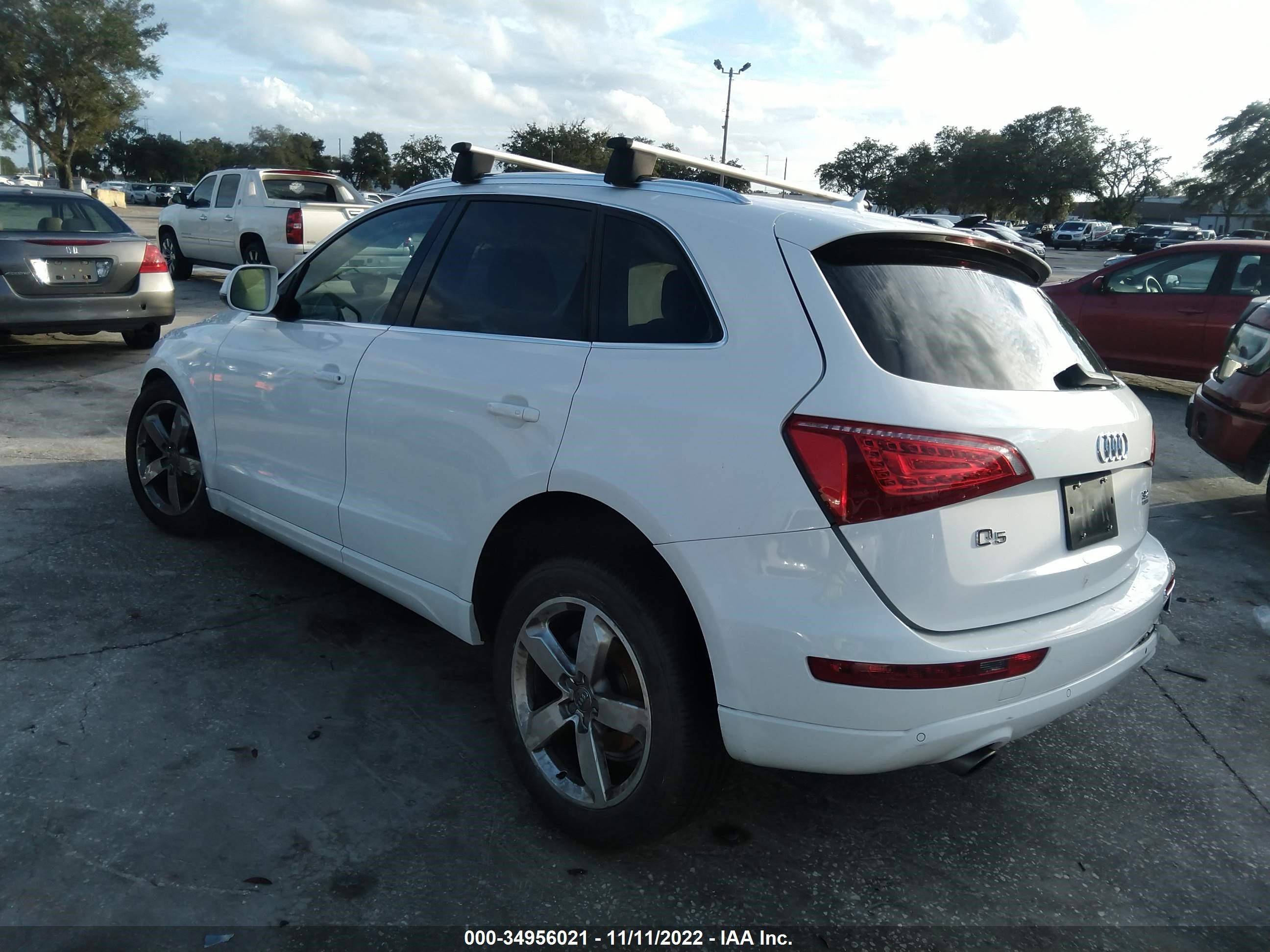 Photo 2 VIN: WA1LKAFP8AA054721 - AUDI Q5 