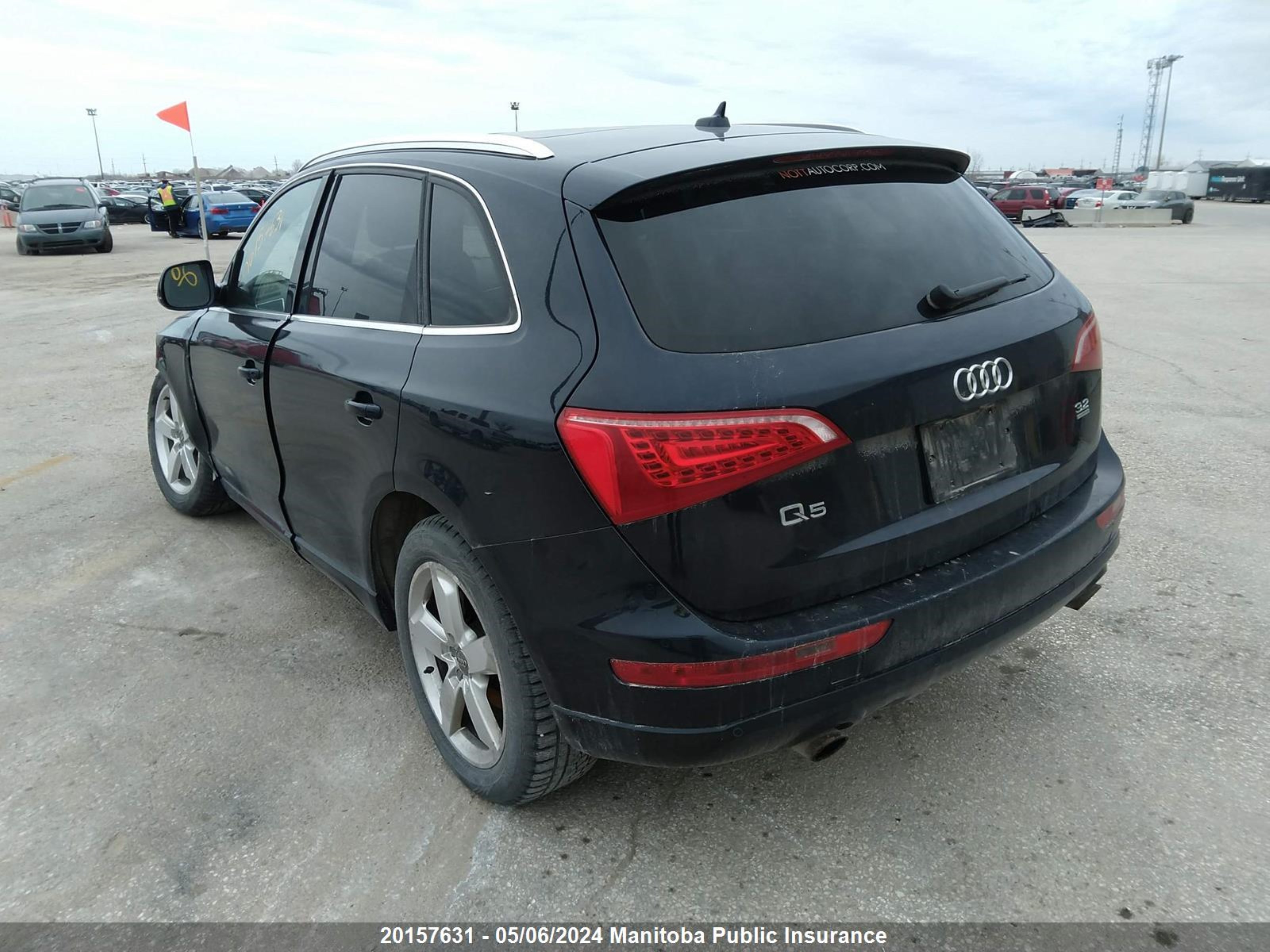 Photo 2 VIN: WA1LKAFP8AA084494 - AUDI Q5 