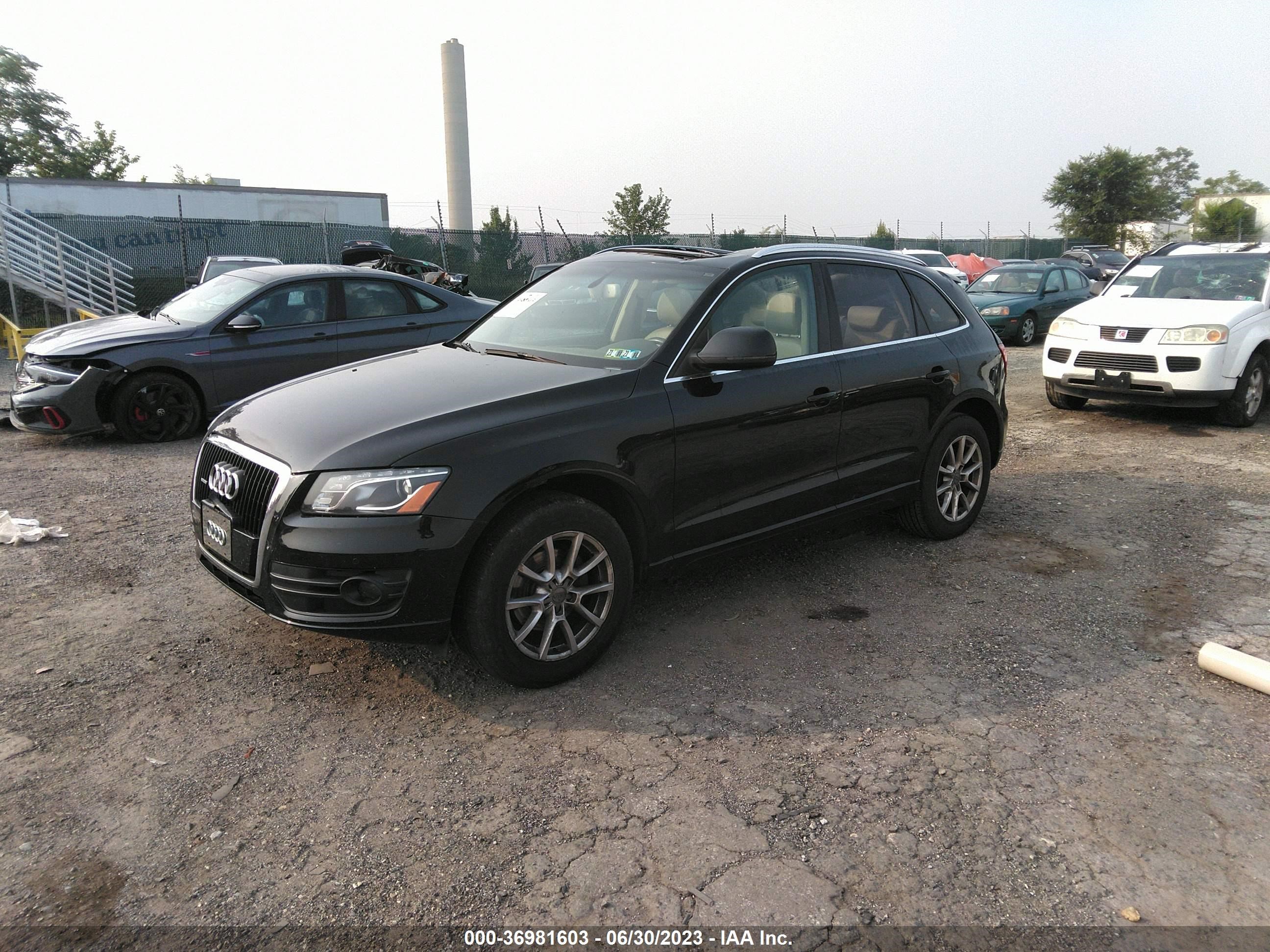 Photo 1 VIN: WA1LKAFP8AA099805 - AUDI Q5 