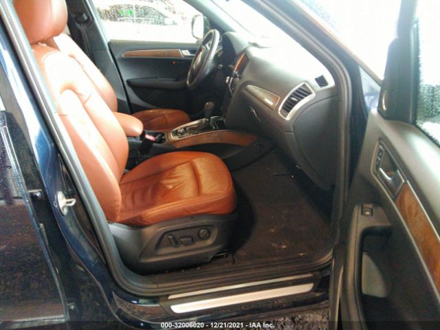 Photo 4 VIN: WA1LKAFP9AA074234 - AUDI Q5 