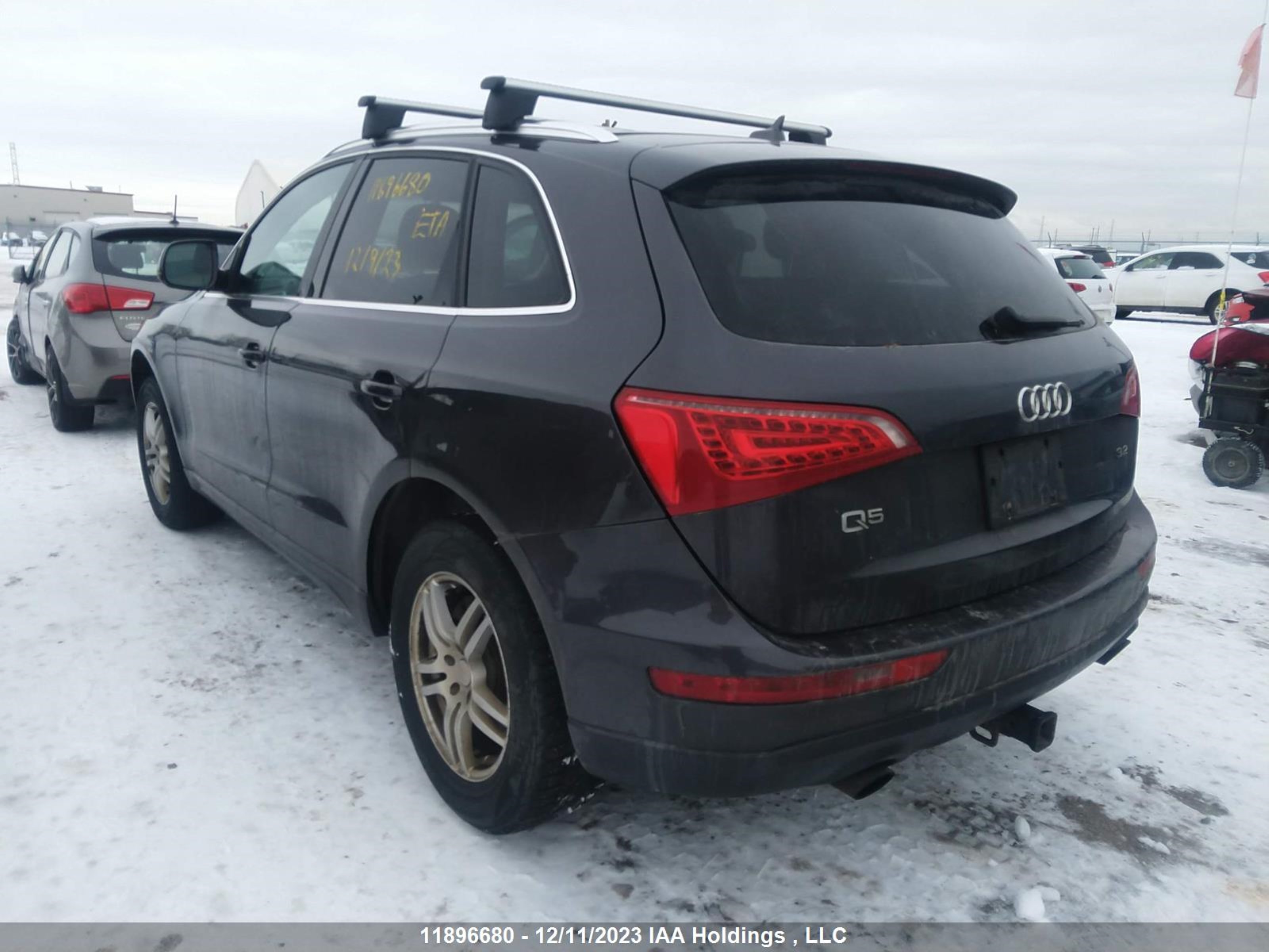 Photo 2 VIN: WA1LKCFP7AA016747 - AUDI Q5 