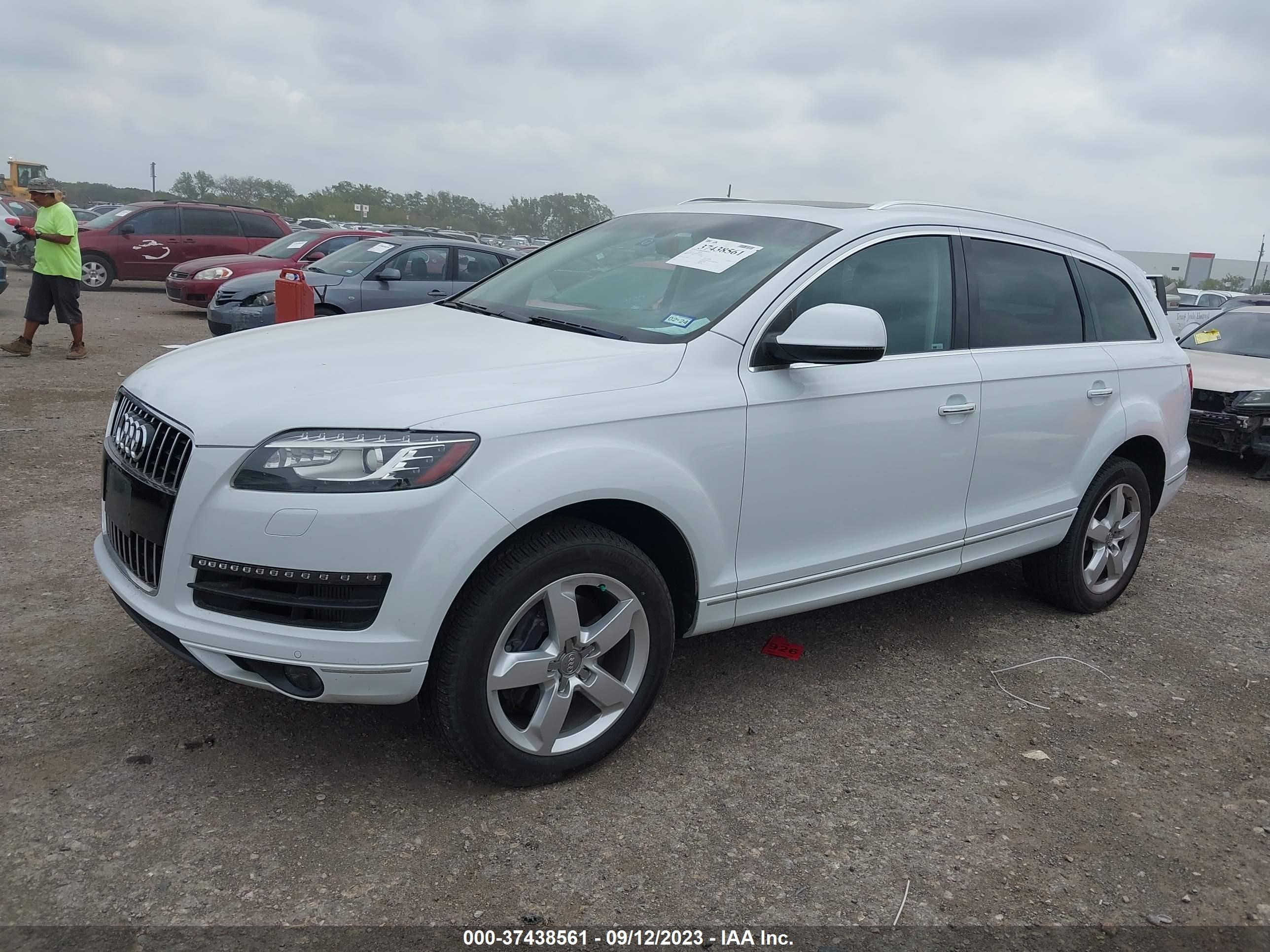 Photo 1 VIN: WA1LMAFE0DD010045 - AUDI Q7 