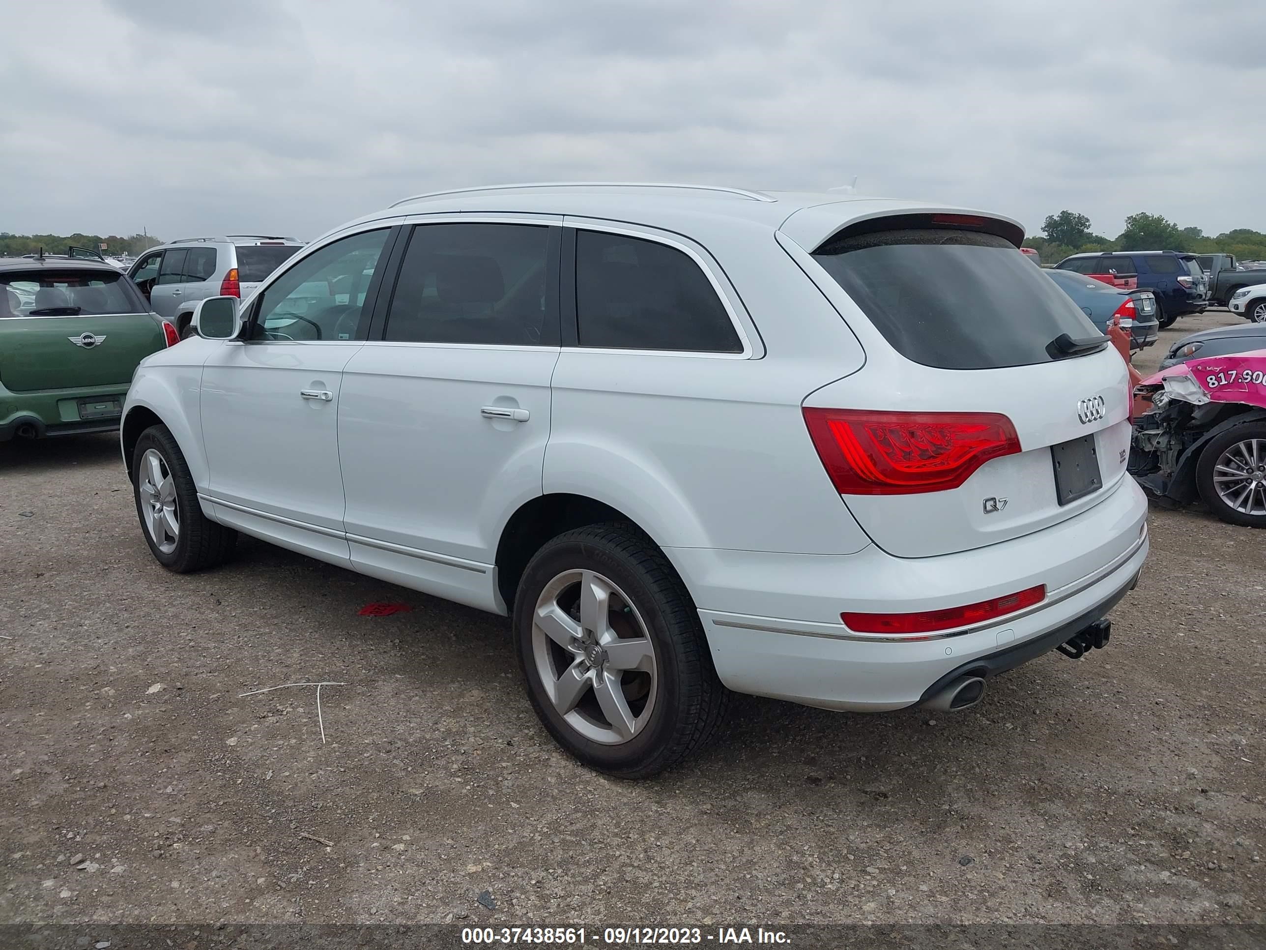 Photo 2 VIN: WA1LMAFE0DD010045 - AUDI Q7 