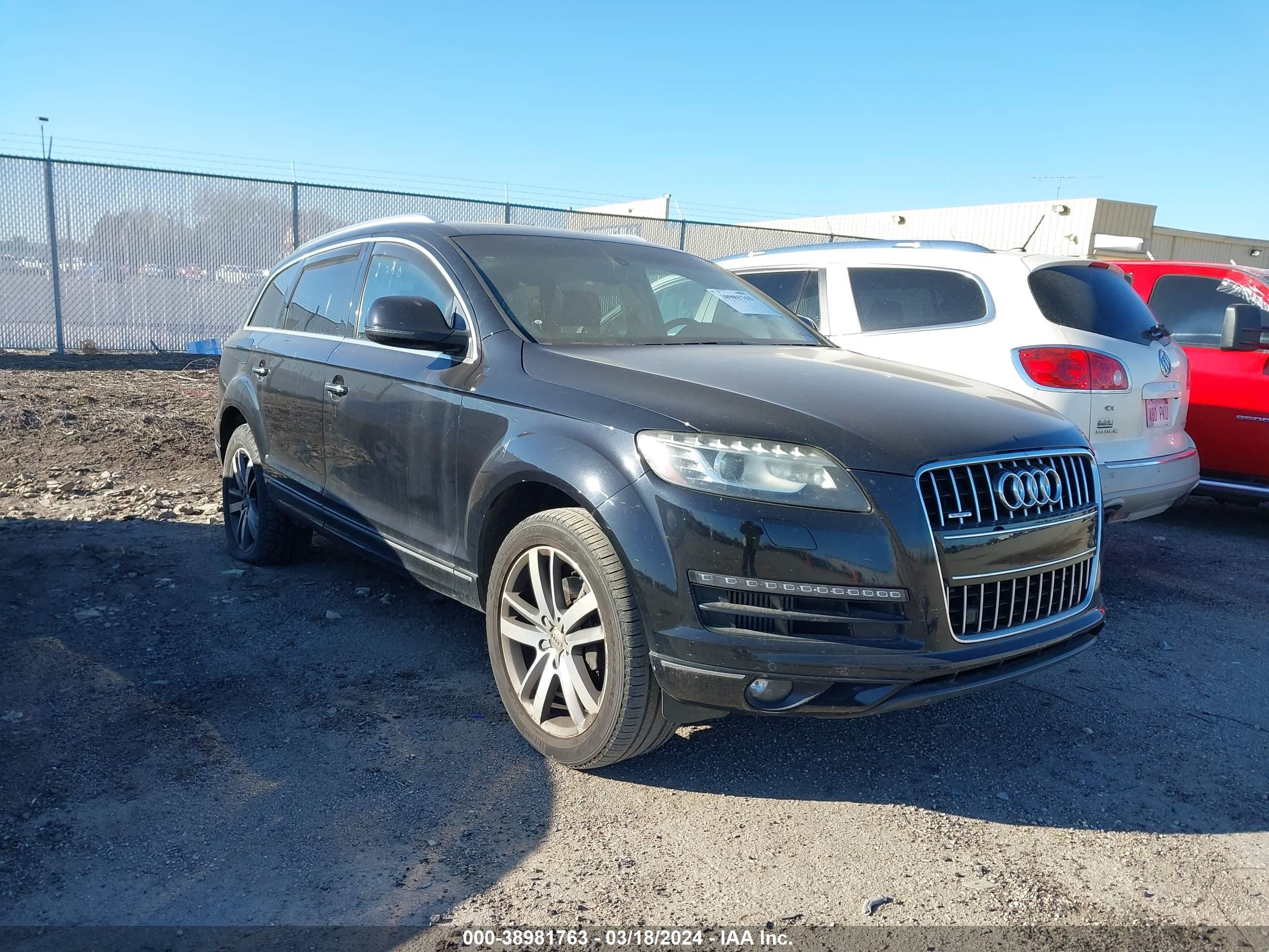 Photo 0 VIN: WA1LMAFE2AD001827 - AUDI Q7 