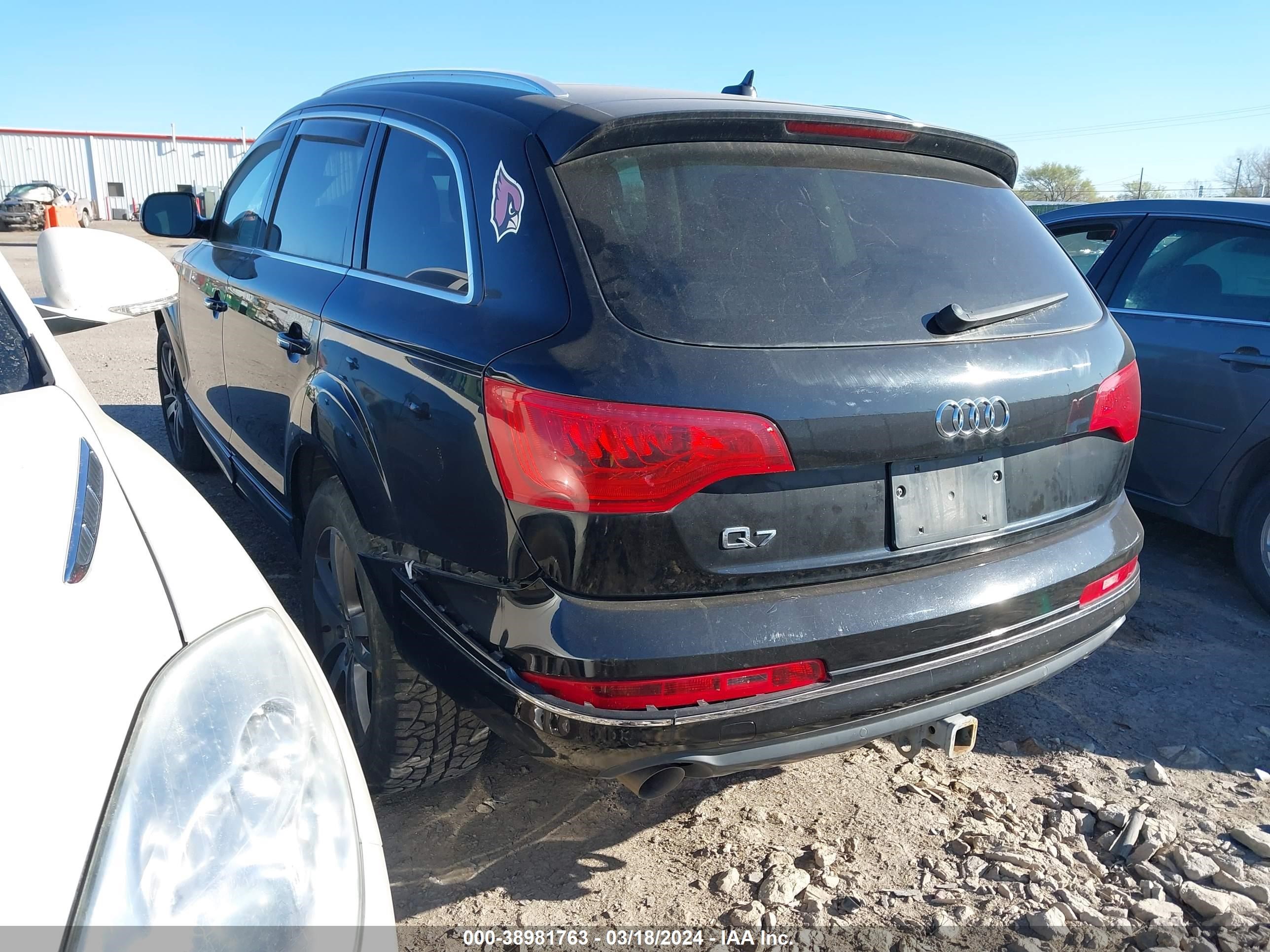 Photo 2 VIN: WA1LMAFE2AD001827 - AUDI Q7 