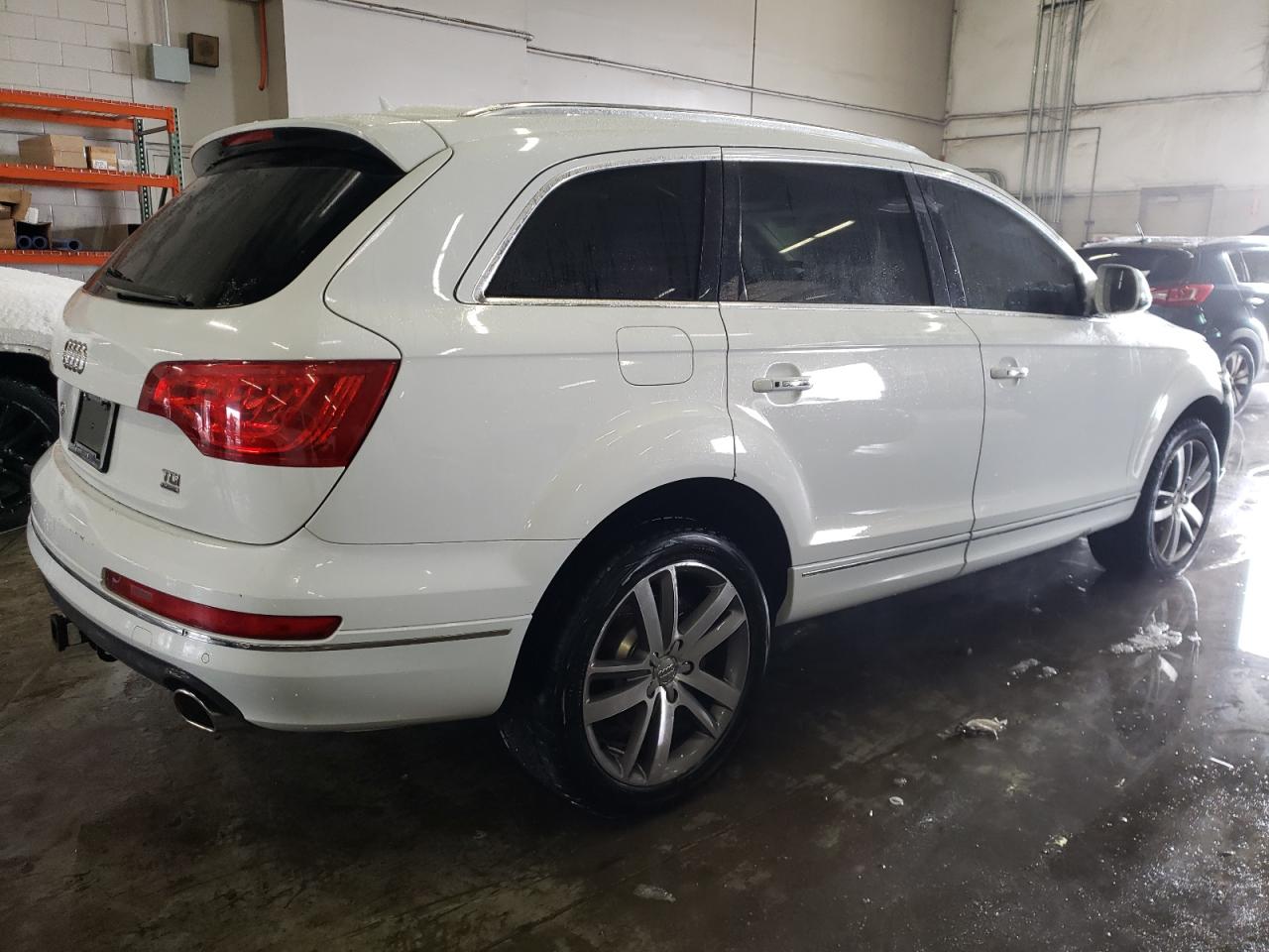 Photo 2 VIN: WA1LMAFE2FD025603 - AUDI Q7 