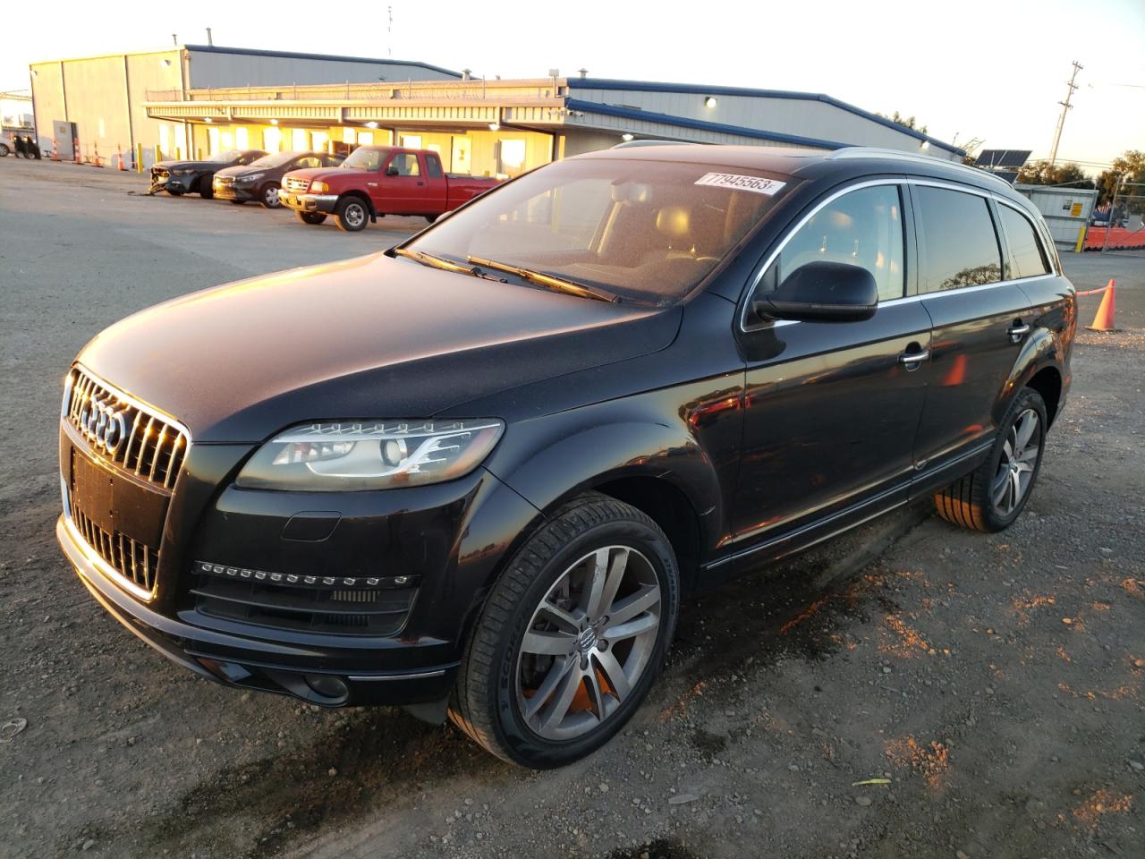 Photo 0 VIN: WA1LMAFE4DD000652 - AUDI Q7 