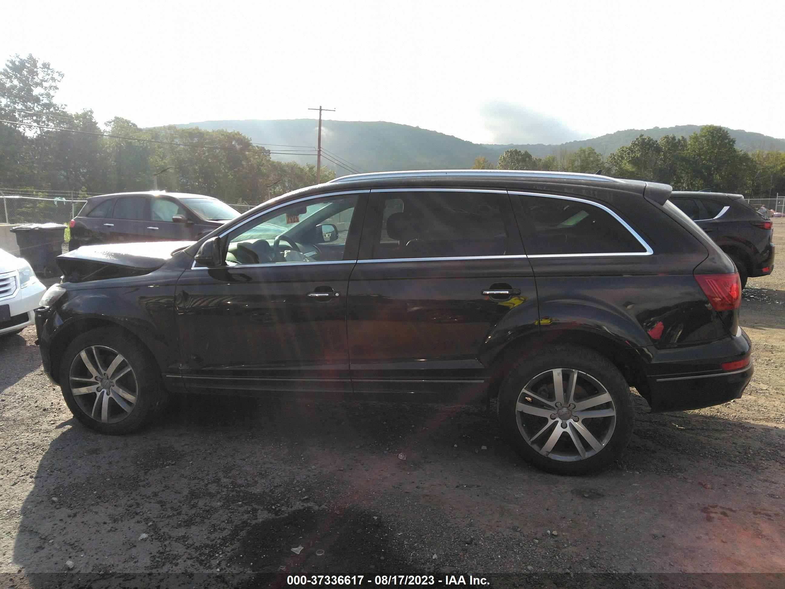 Photo 13 VIN: WA1LMAFE6FD026530 - AUDI Q7 