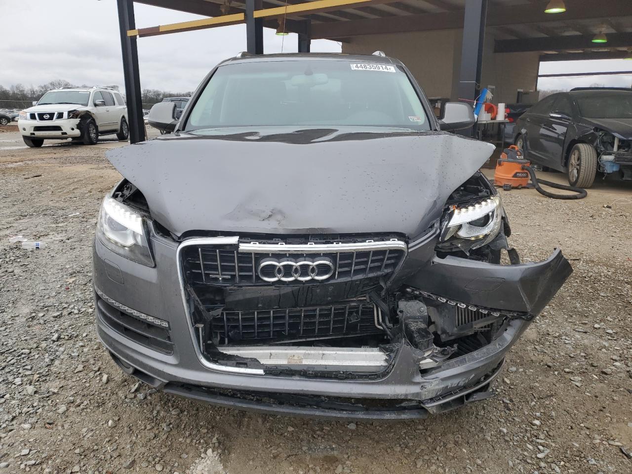 Photo 4 VIN: WA1LMBFE6AD002663 - AUDI Q7 