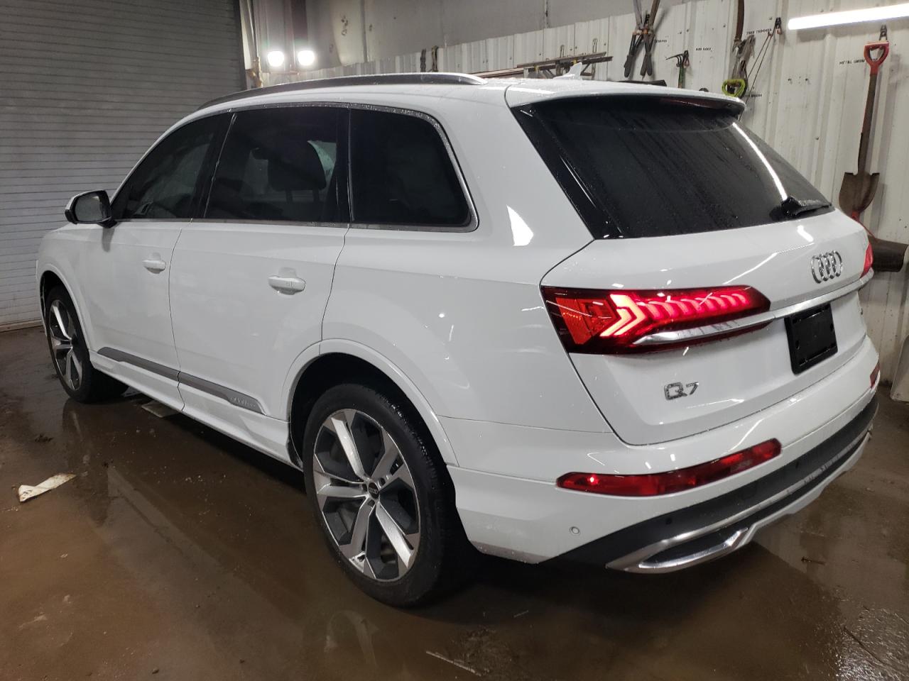 Photo 1 VIN: WA1LXAF71MD030278 - AUDI Q7 