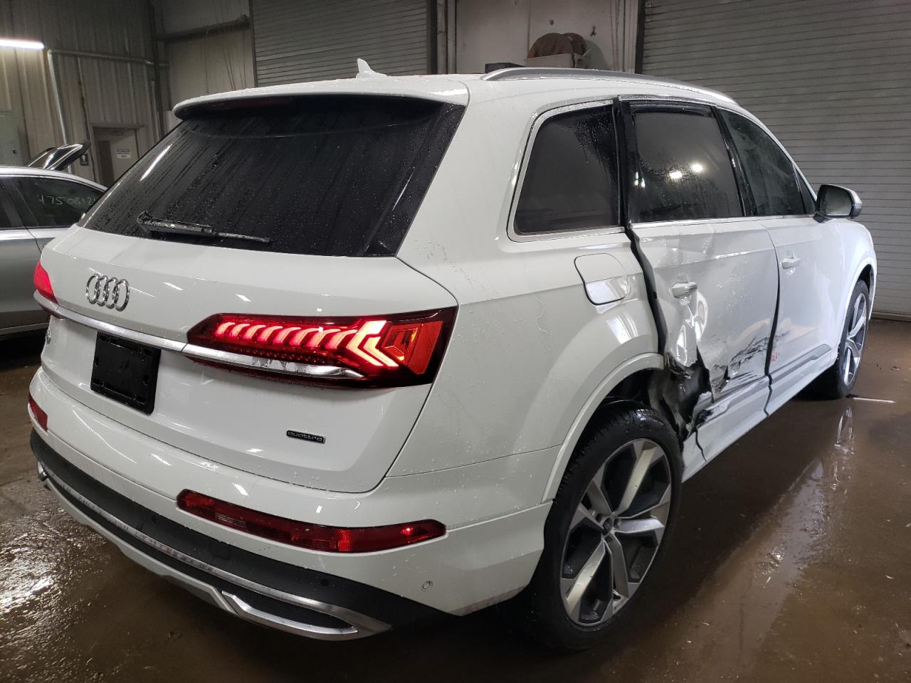 Photo 2 VIN: WA1LXAF71MD030278 - AUDI Q7 