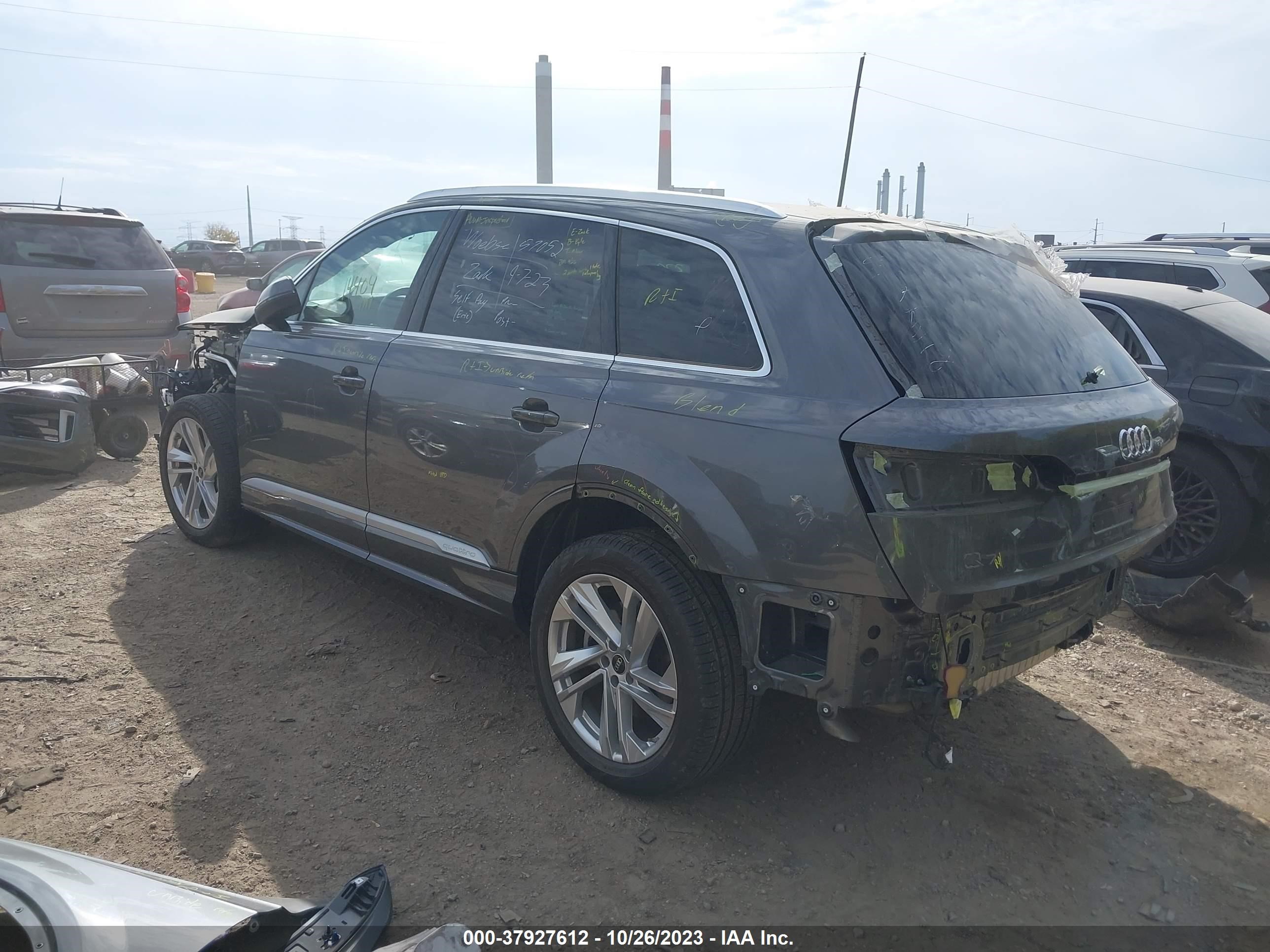 Photo 2 VIN: WA1LXBF72ND008474 - AUDI Q7 