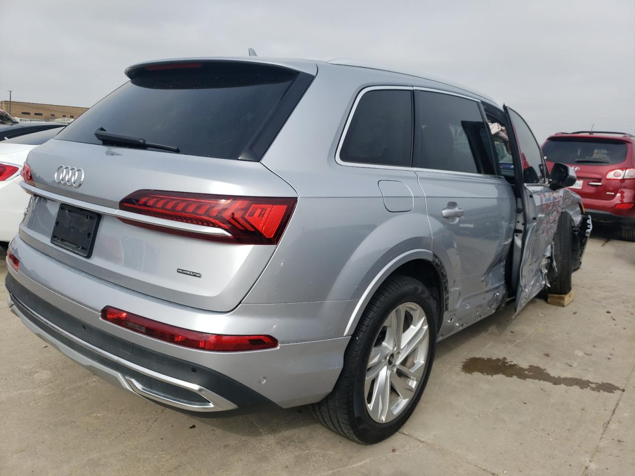 Photo 2 VIN: WA1LXBF77ND020958 - AUDI Q7 