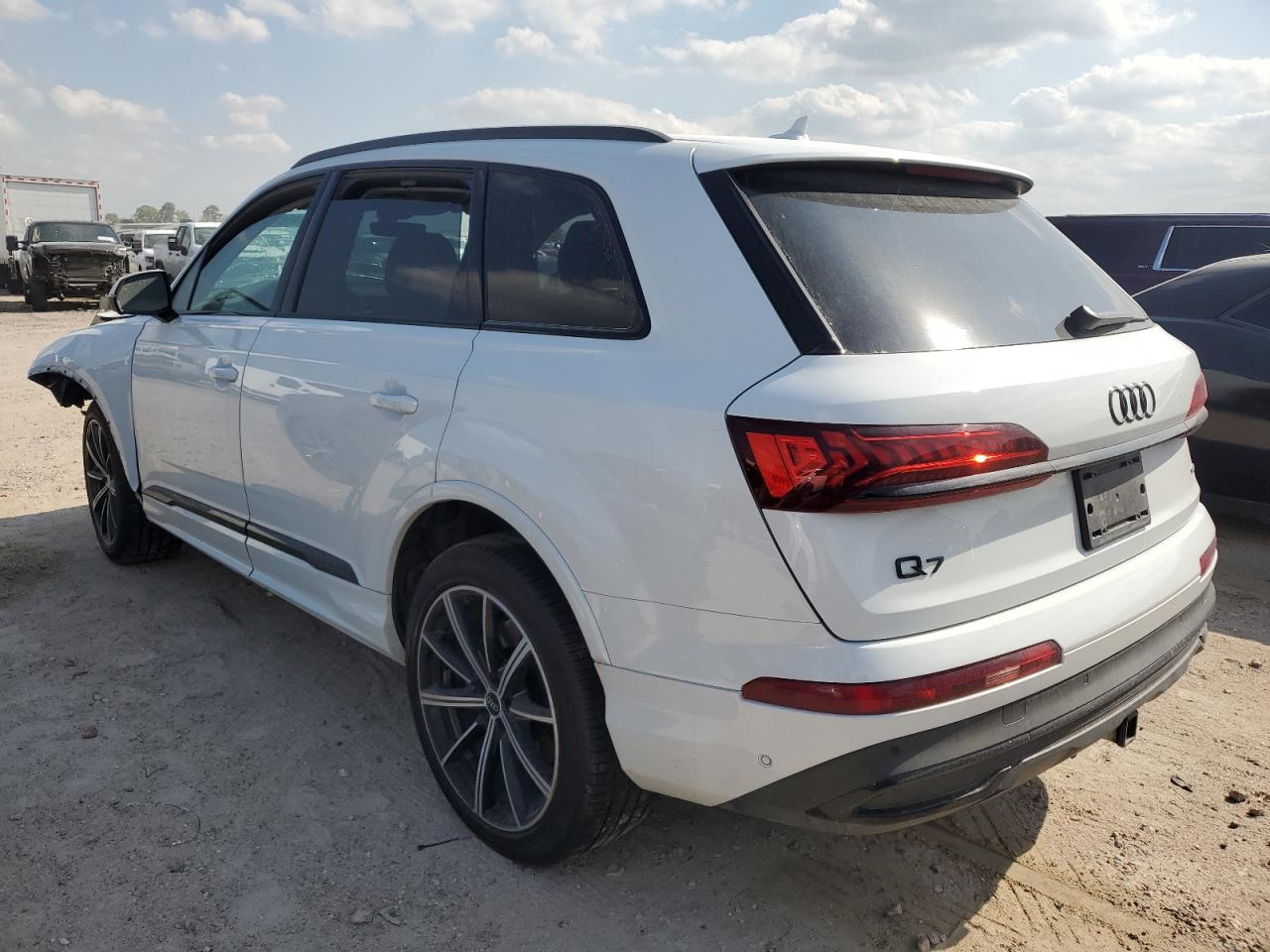 Photo 2 VIN: WA1LXBF77PD003404 - AUDI Q7 