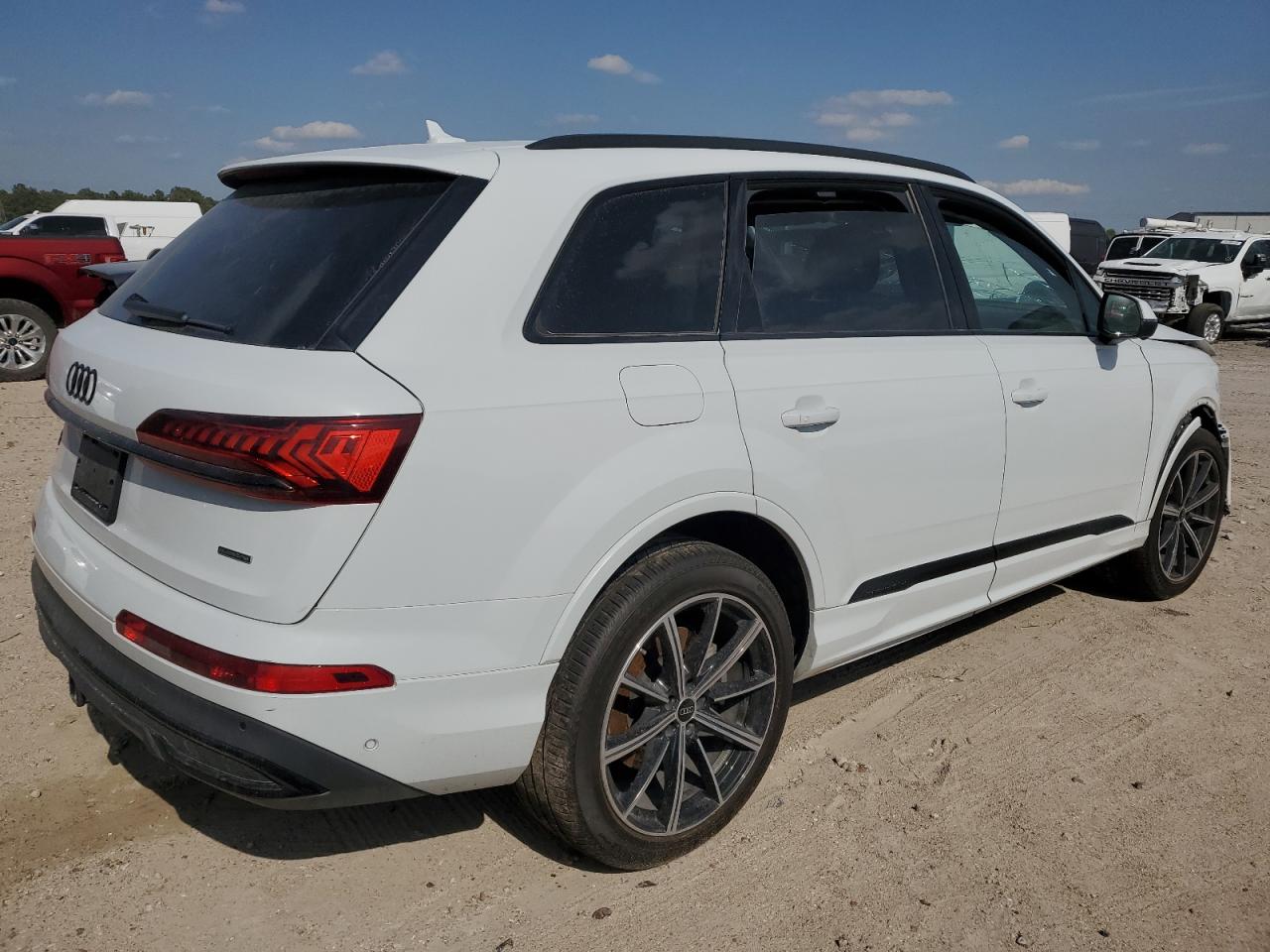 Photo 3 VIN: WA1LXBF77PD003404 - AUDI Q7 