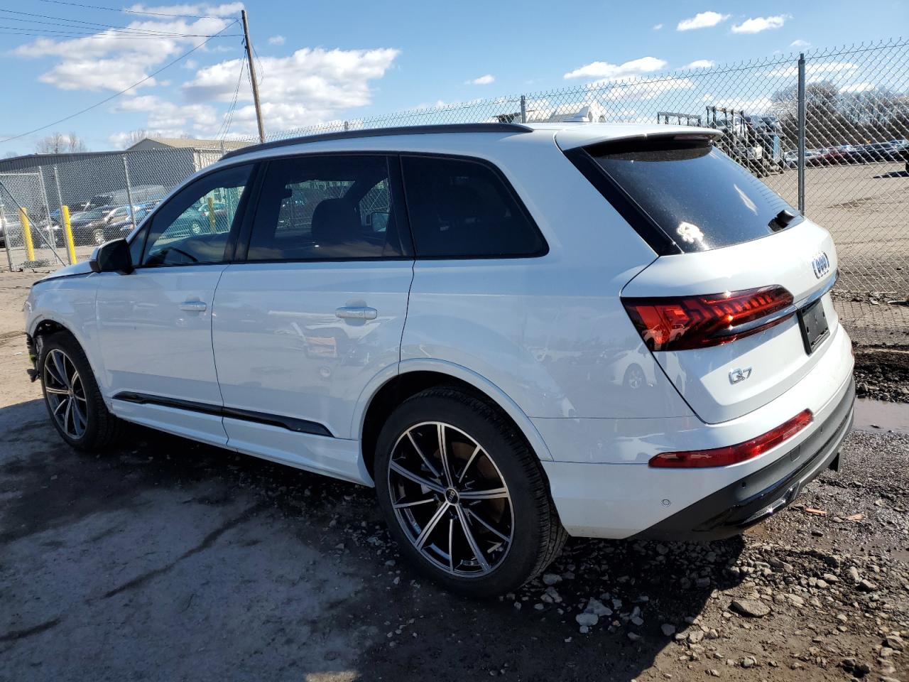 Photo 1 VIN: WA1LXBF77PD005735 - AUDI Q7 