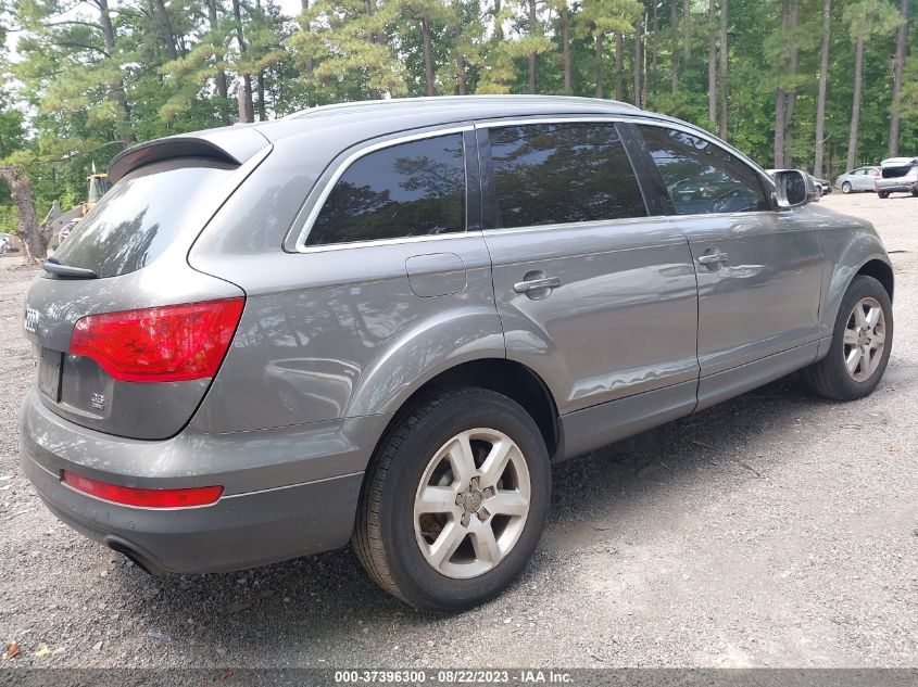 Photo 3 VIN: WA1LYAFE4AD000490 - AUDI Q7 