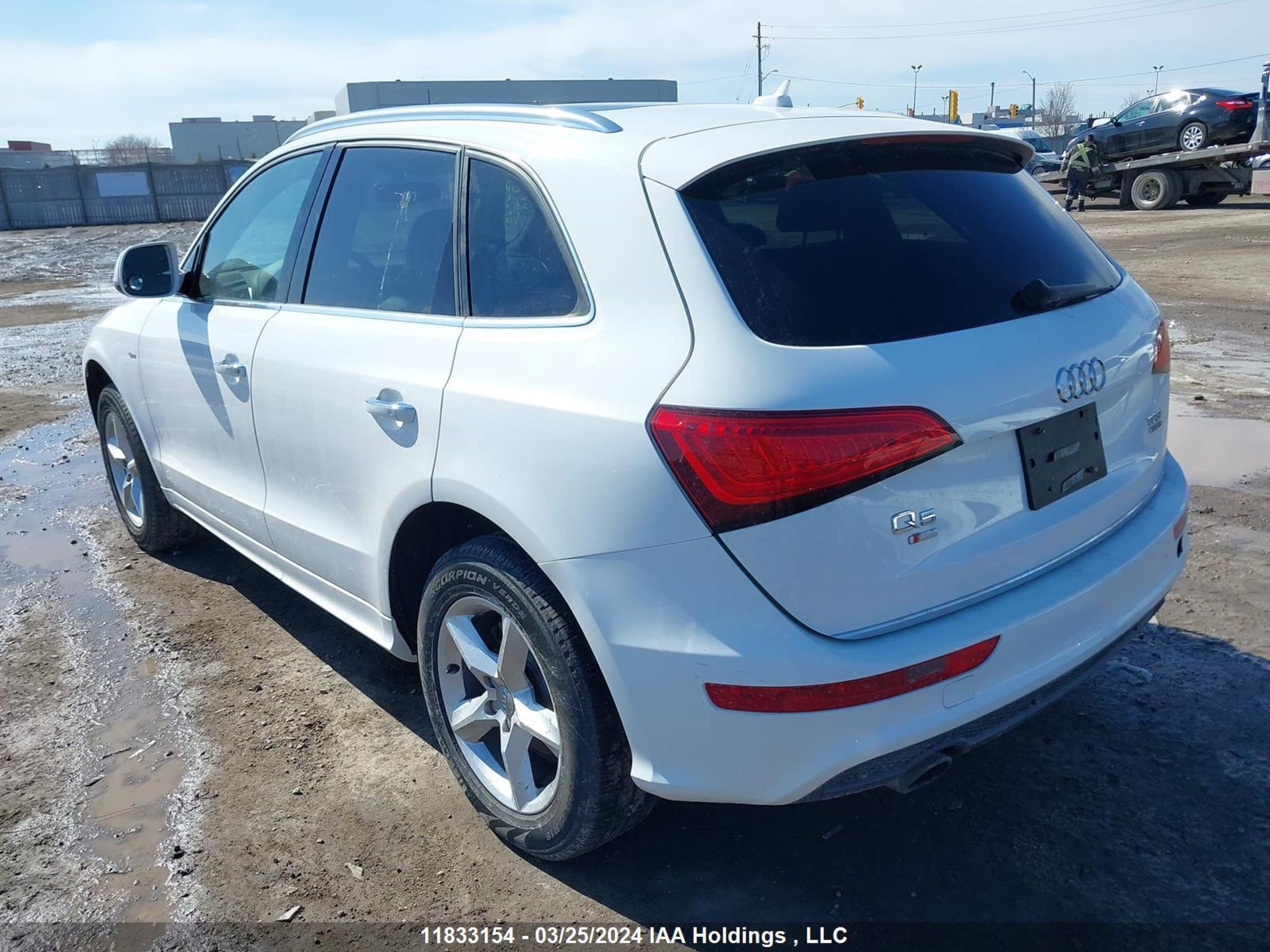 Photo 2 VIN: WA1M2AFP5HA014451 - AUDI Q5 