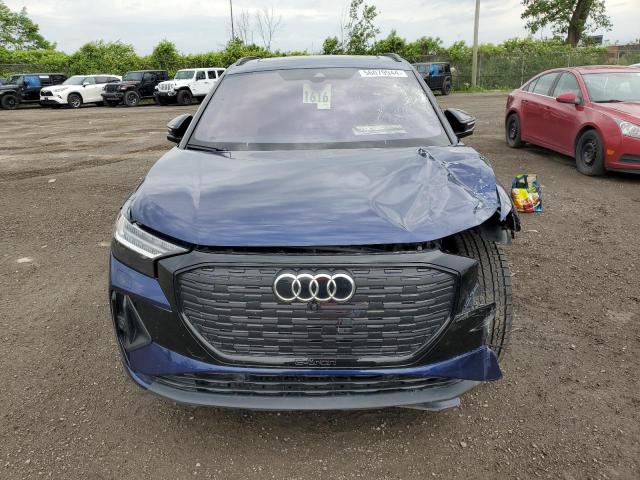 Photo 4 VIN: WA1M2AFZ3PP029740 - AUDI Q4 E-TRON 