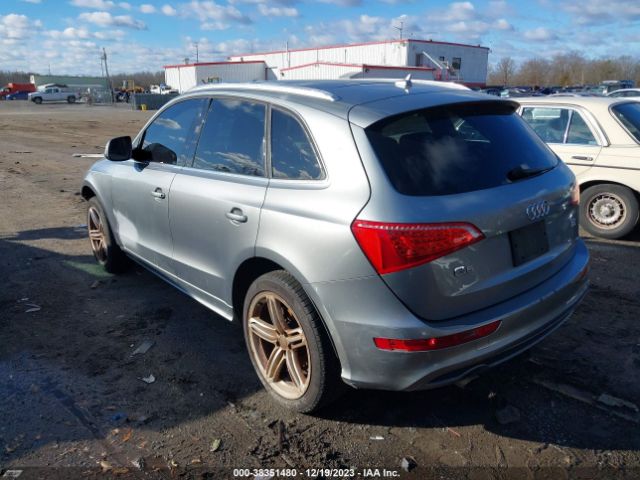 Photo 2 VIN: WA1MKAFP1AA037375 - AUDI Q5 