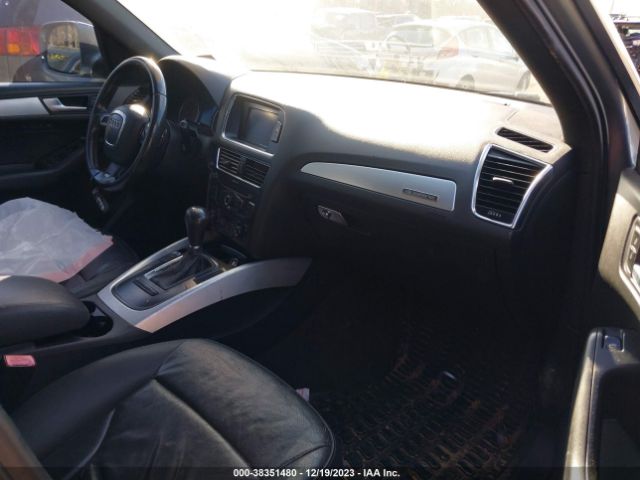 Photo 4 VIN: WA1MKAFP1AA037375 - AUDI Q5 