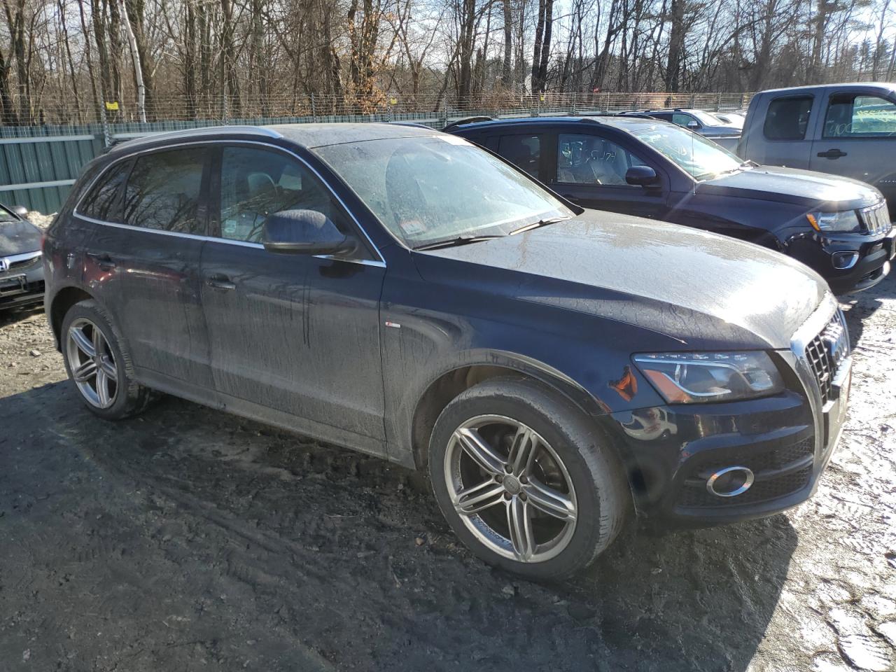 Photo 3 VIN: WA1MKAFP9AA045207 - AUDI Q5 