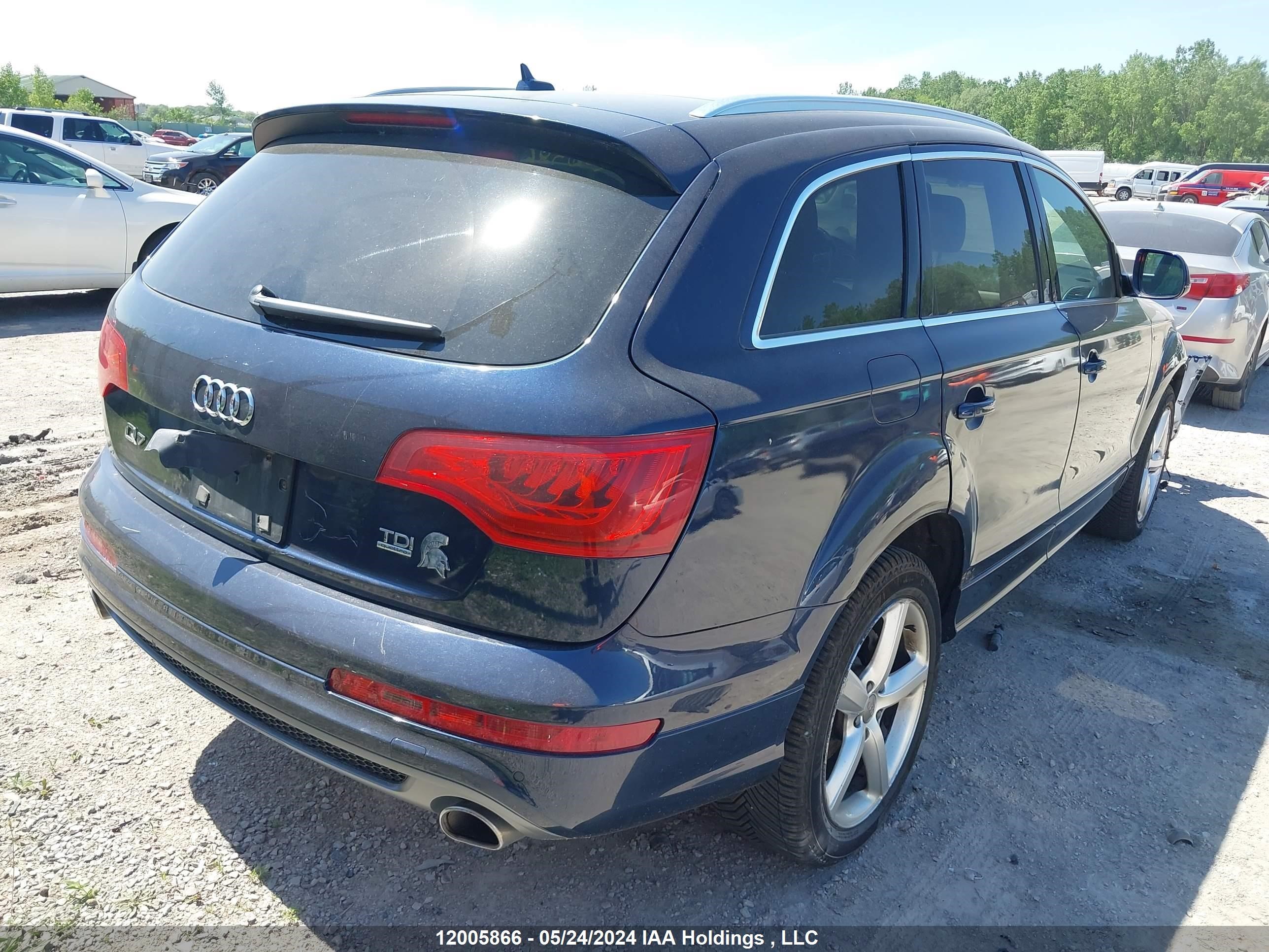 Photo 3 VIN: WA1MMCFE4DD016916 - AUDI Q7 