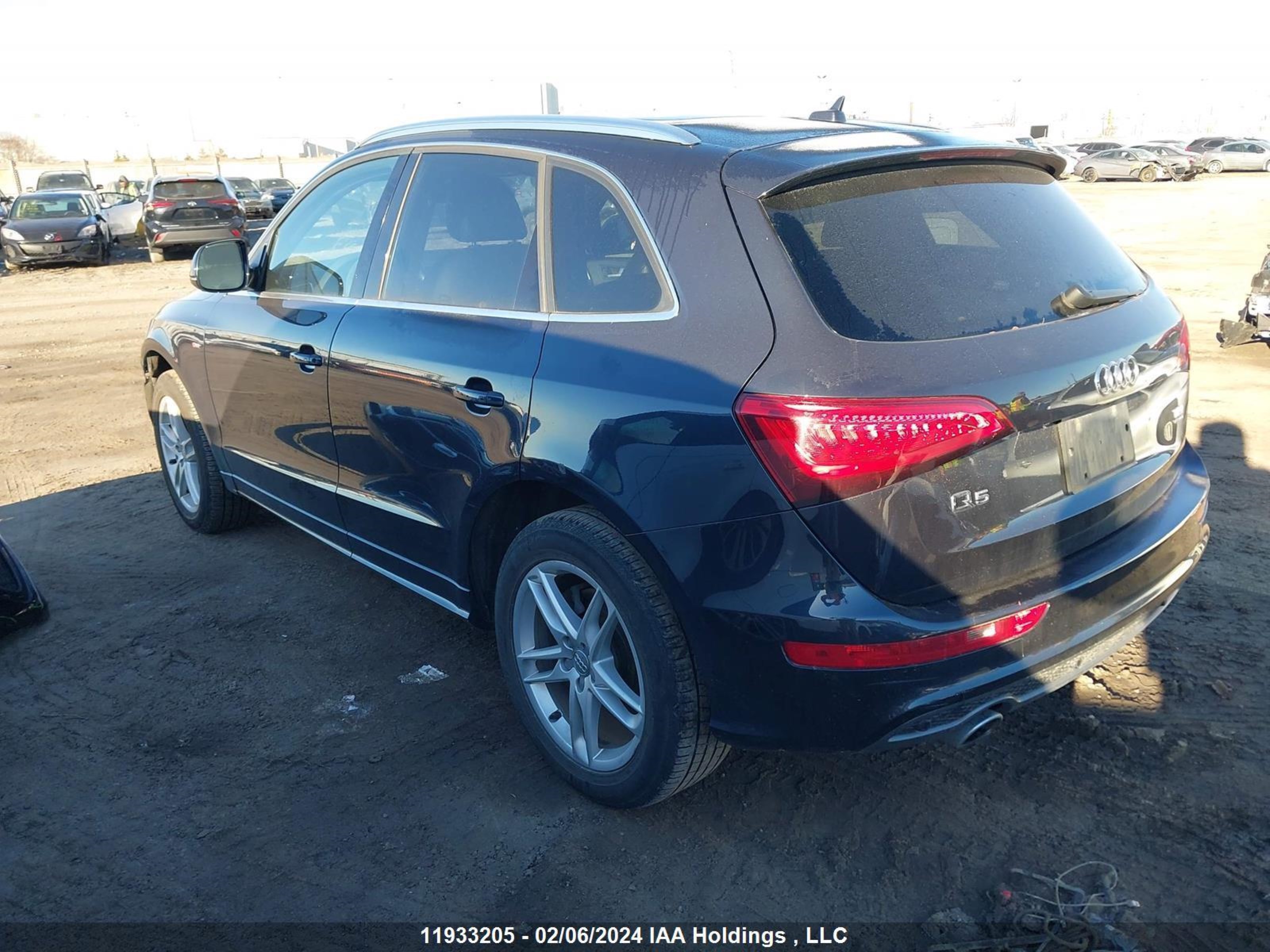 Photo 2 VIN: WA1MMCFPXEA115972 - AUDI Q5 