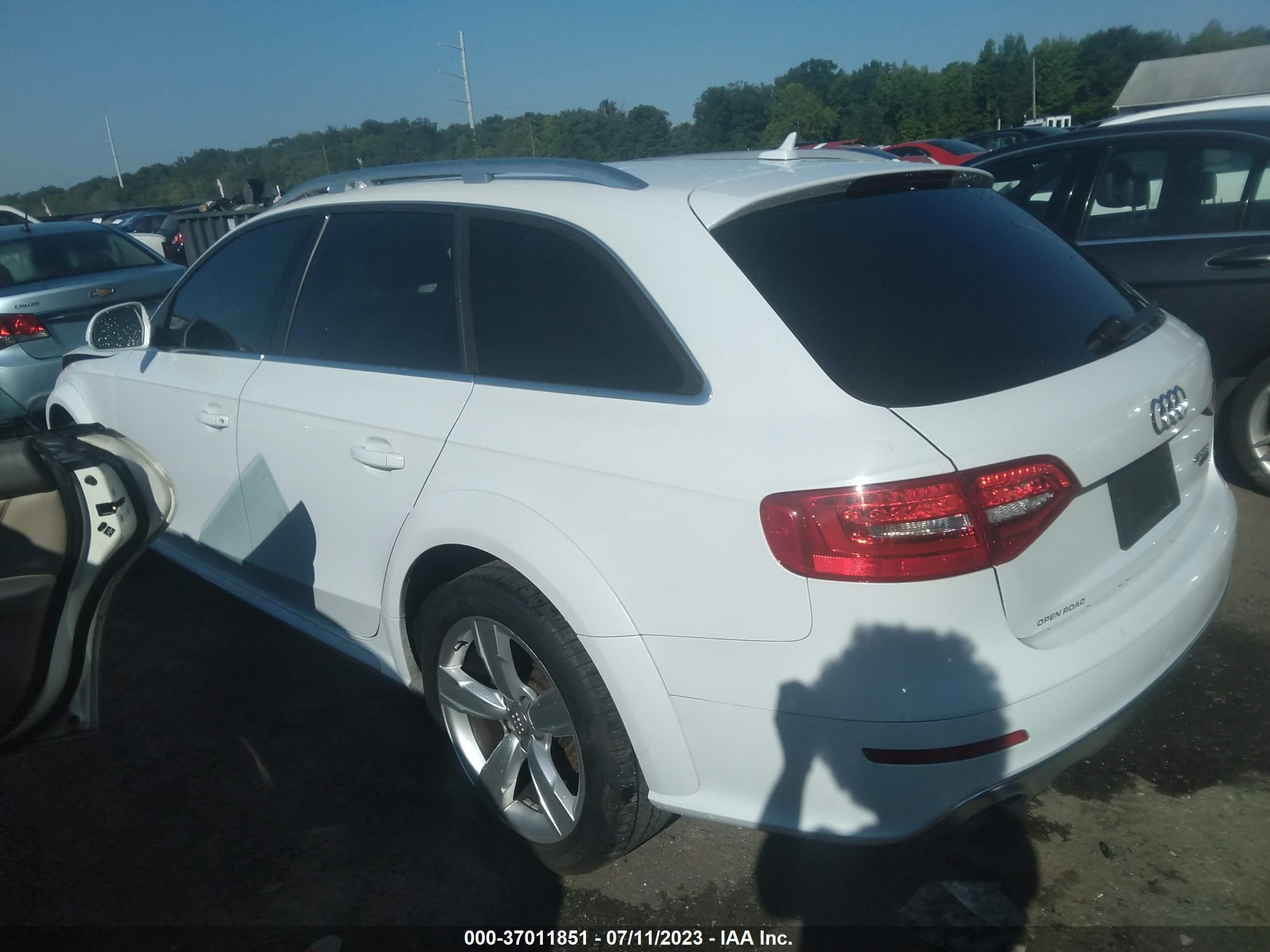 Photo 2 VIN: WA1TFAFL3GA015013 - AUDI A4 