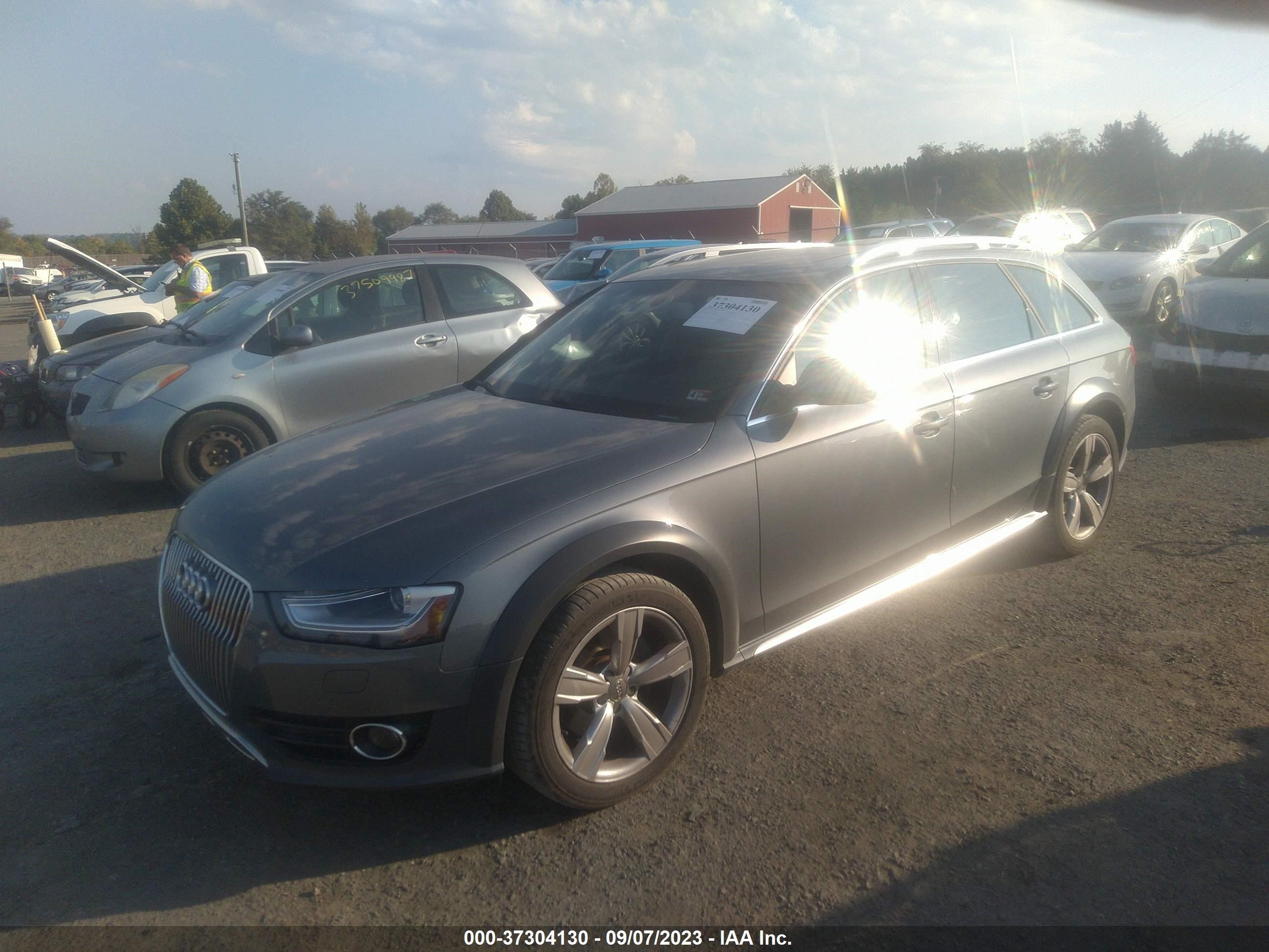 Photo 1 VIN: WA1TFAFL4EA104196 - AUDI ALLROAD 