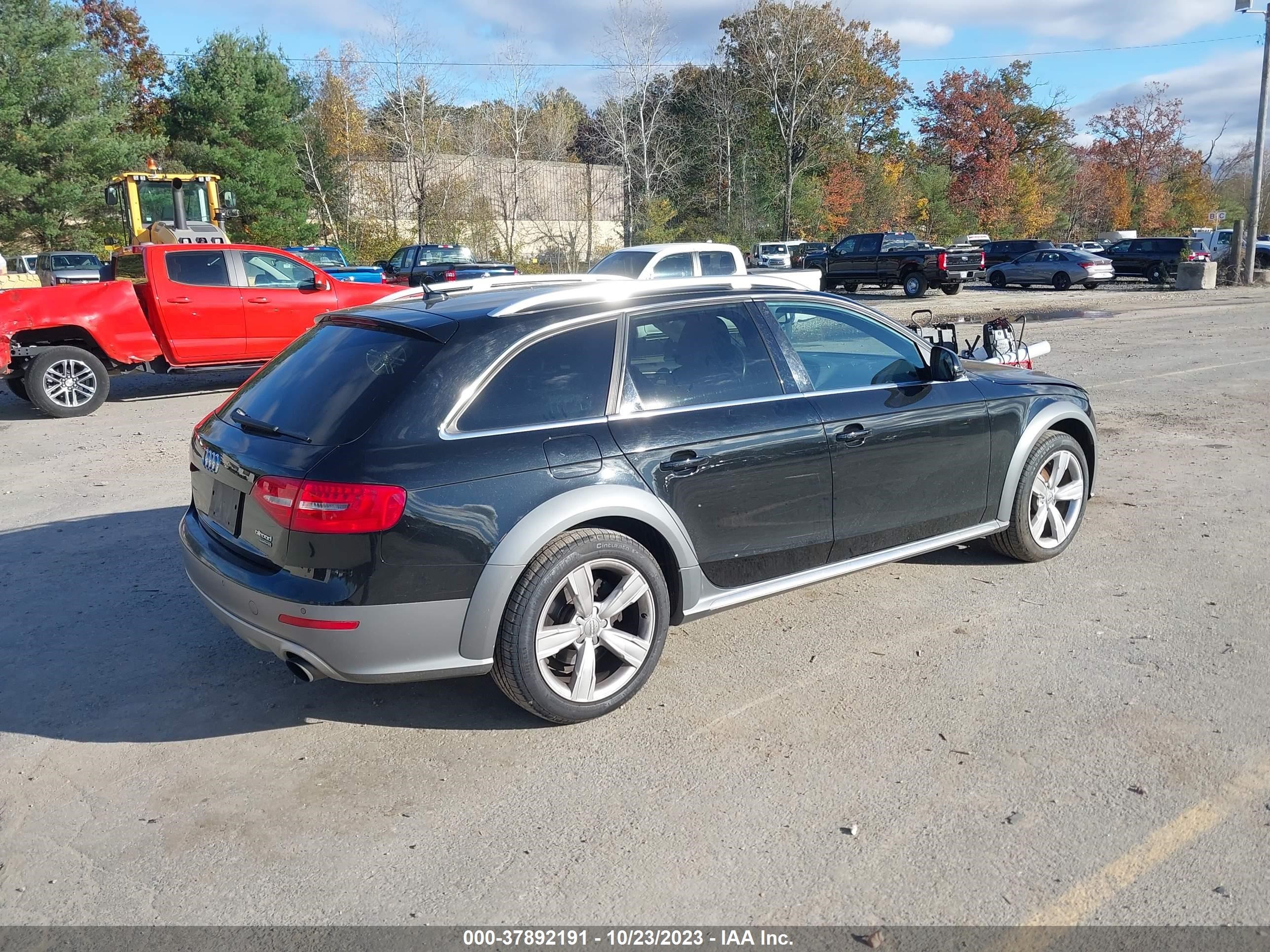 Photo 3 VIN: WA1UFAFL2GA005092 - AUDI ALLROAD 