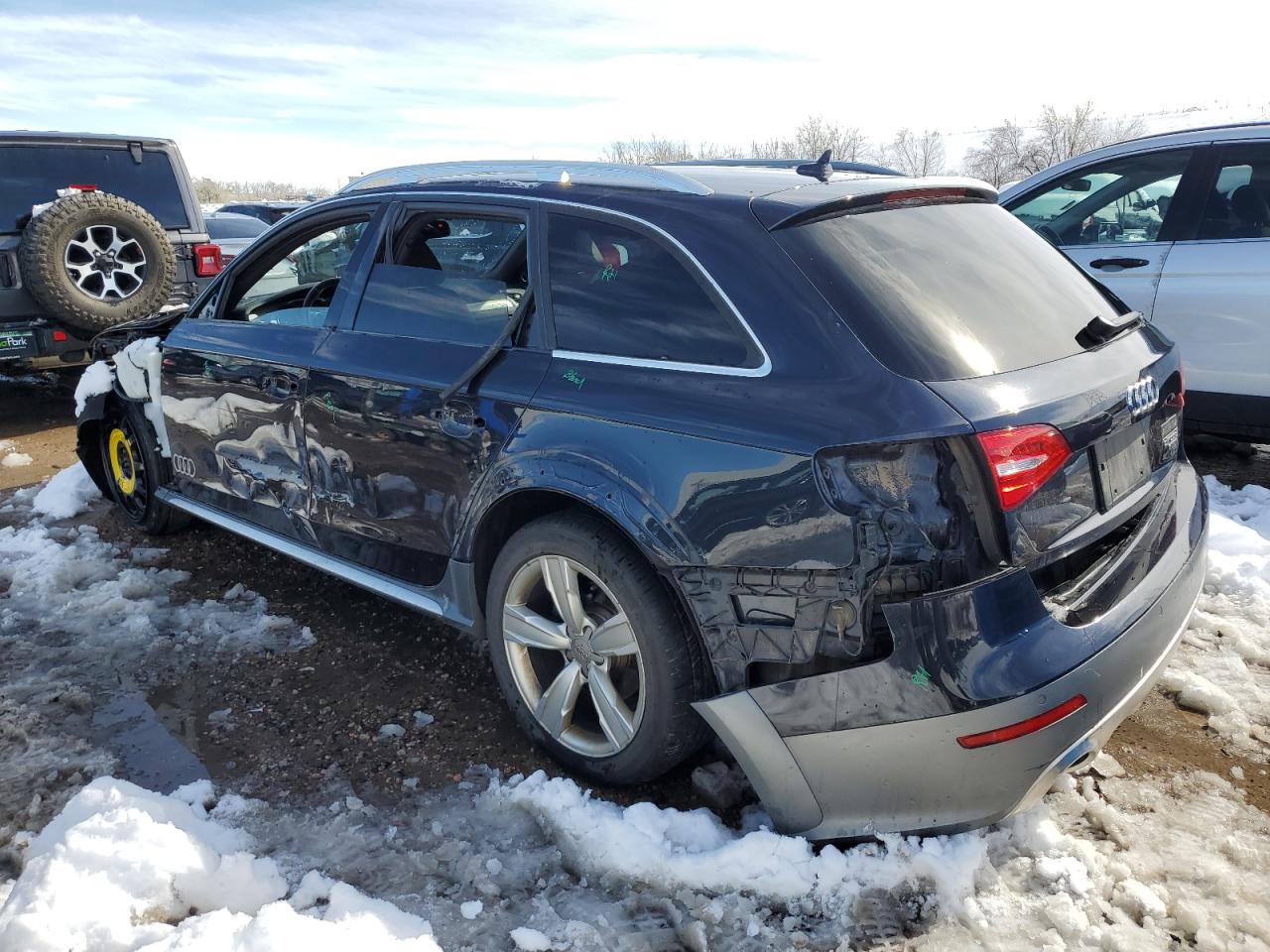 Photo 1 VIN: WA1UFAFL3FA118273 - AUDI A4 