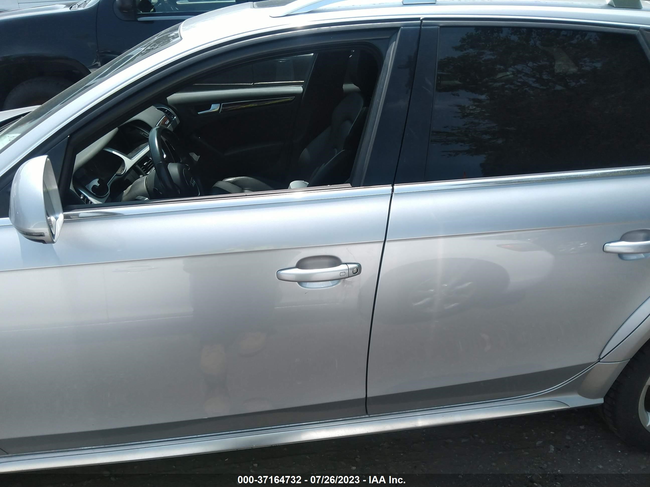 Photo 14 VIN: WA1UFAFL3GA007823 - AUDI ALLROAD 