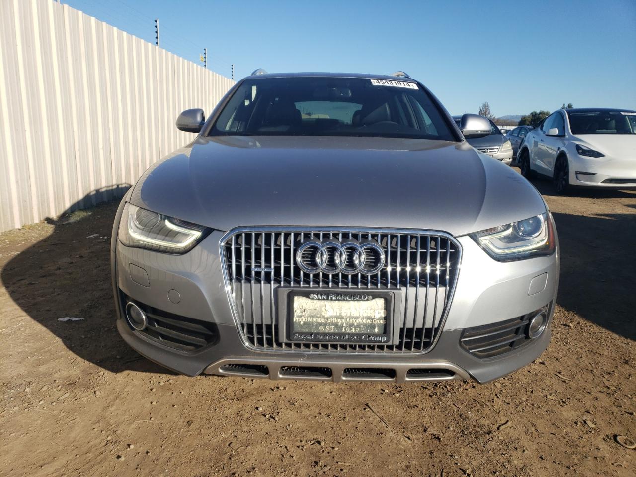 Photo 4 VIN: WA1UFAFL4GA015980 - AUDI A4 