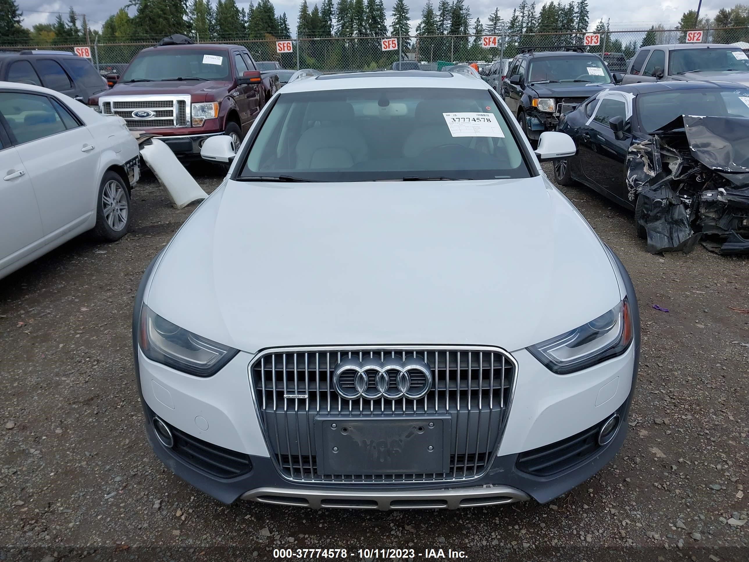 Photo 11 VIN: WA1UFAFL9EA157531 - AUDI ALLROAD 