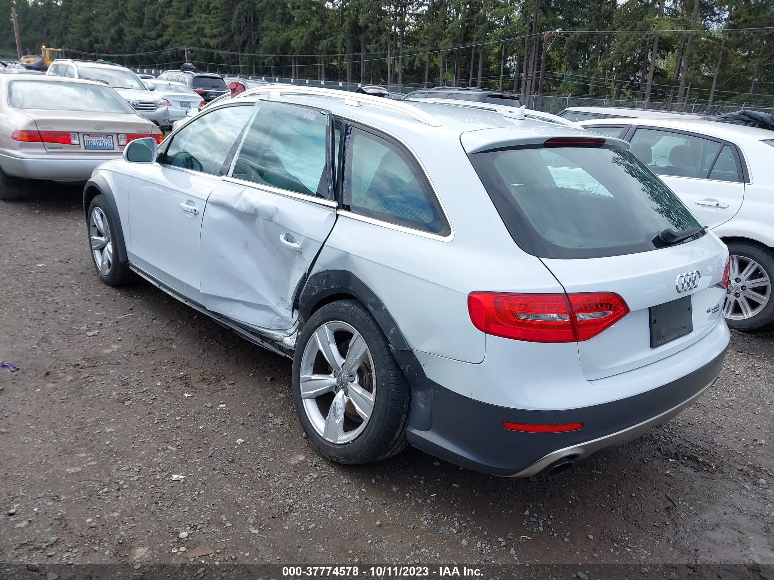 Photo 2 VIN: WA1UFAFL9EA157531 - AUDI ALLROAD 