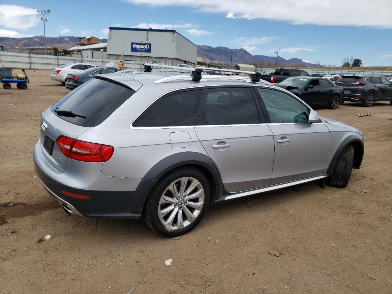 Photo 2 VIN: WA1UFAFL9GA002917 - AUDI A4 