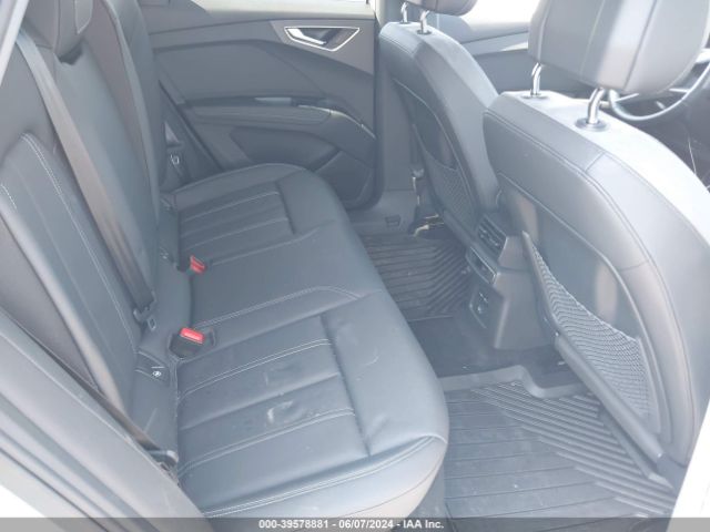 Photo 7 VIN: WA1V2BFZ5NP044098 - AUDI Q4 