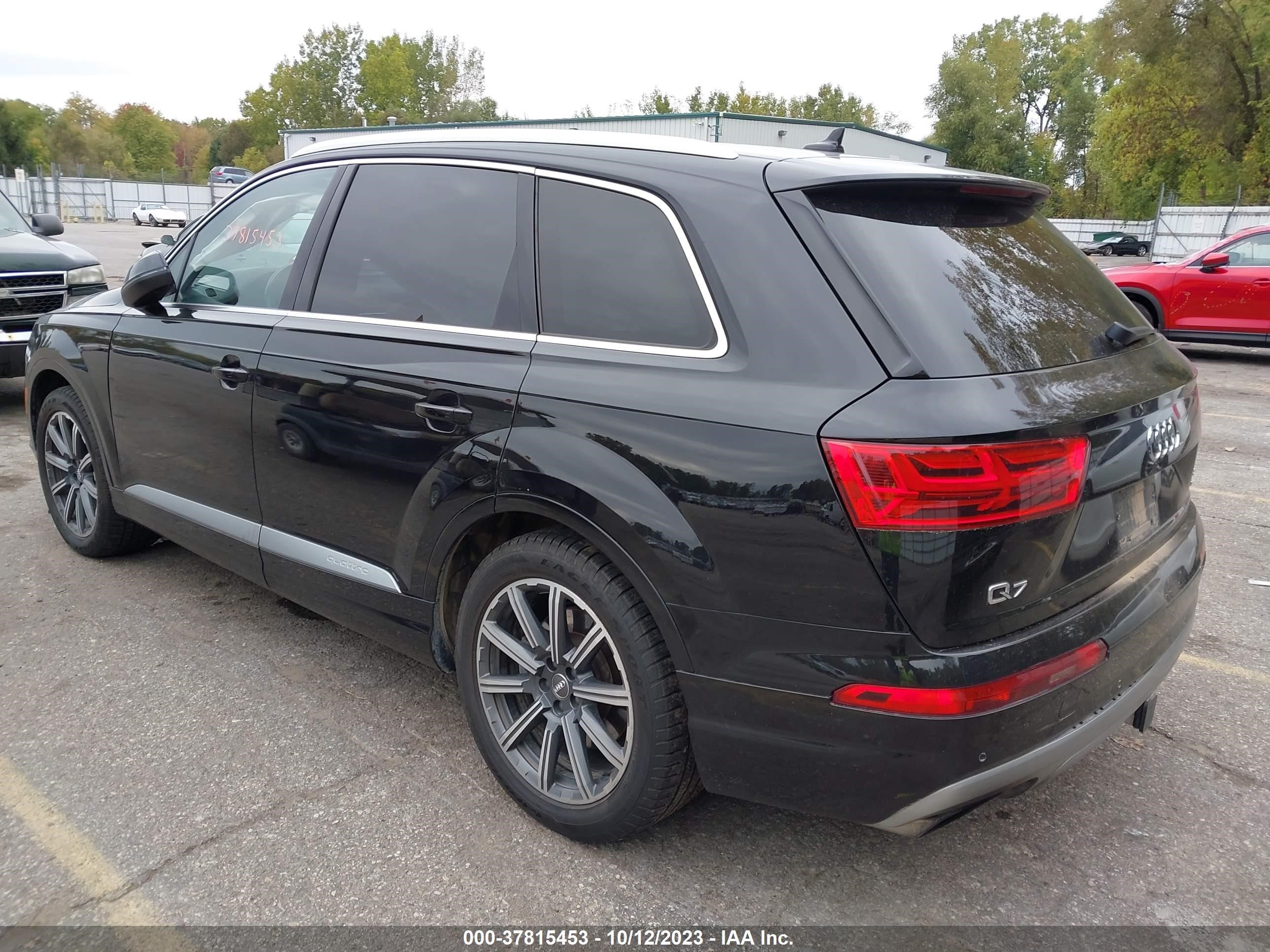 Photo 2 VIN: WA1VAAF70HD004321 - AUDI Q7 