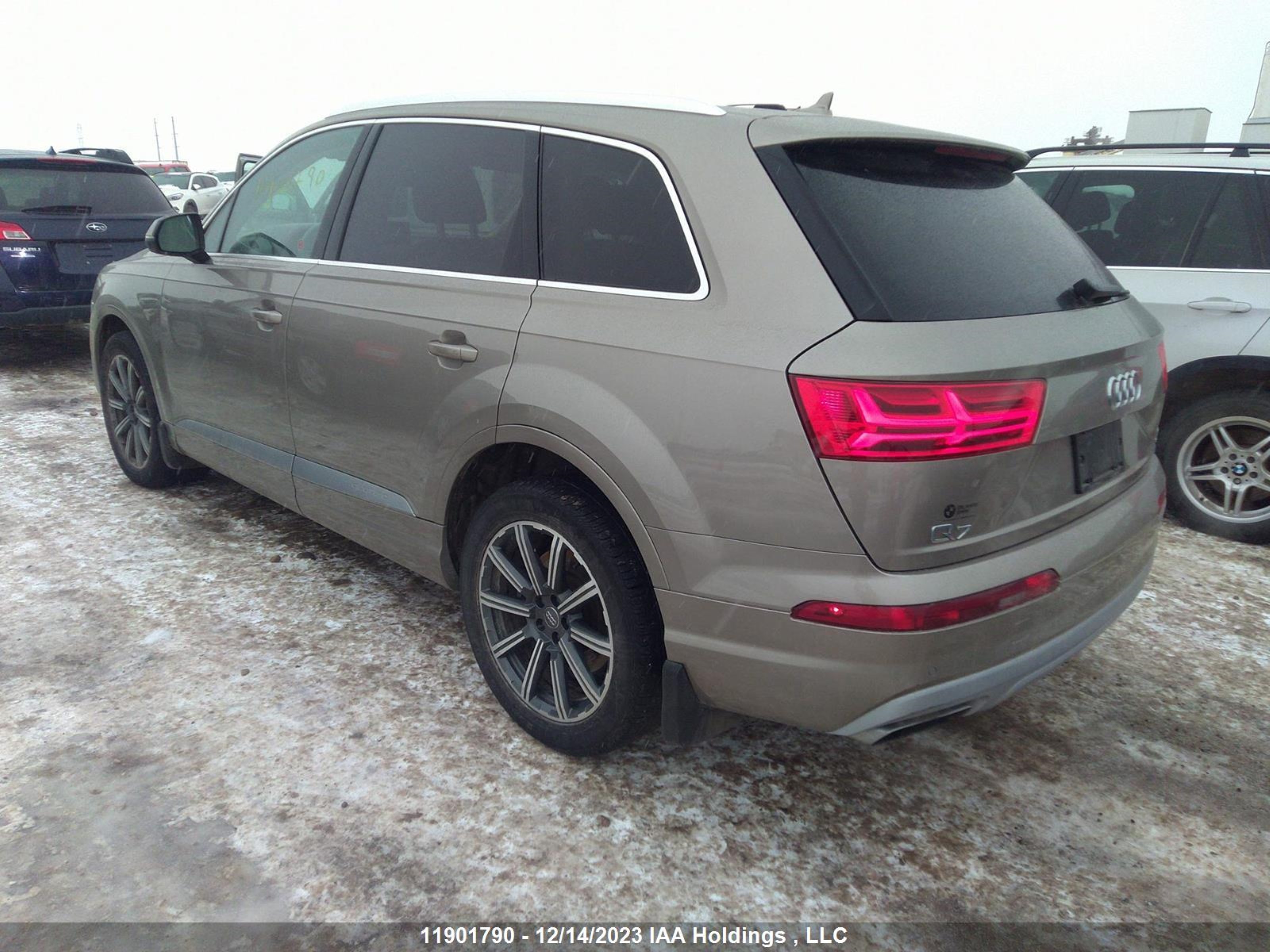 Photo 2 VIN: WA1VAAF73HD028547 - AUDI Q7 