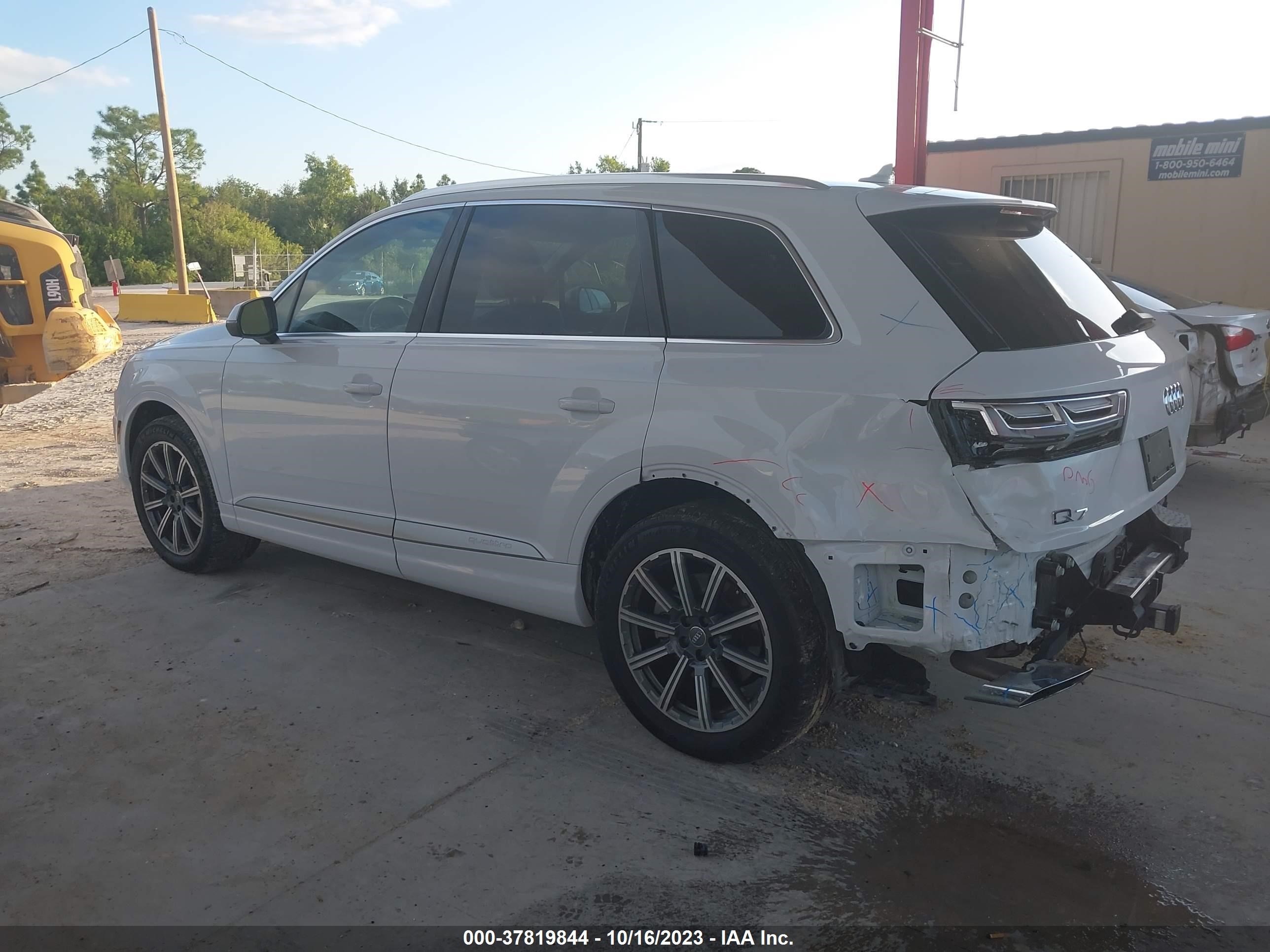 Photo 2 VIN: WA1VAAF73HD052637 - AUDI Q7 