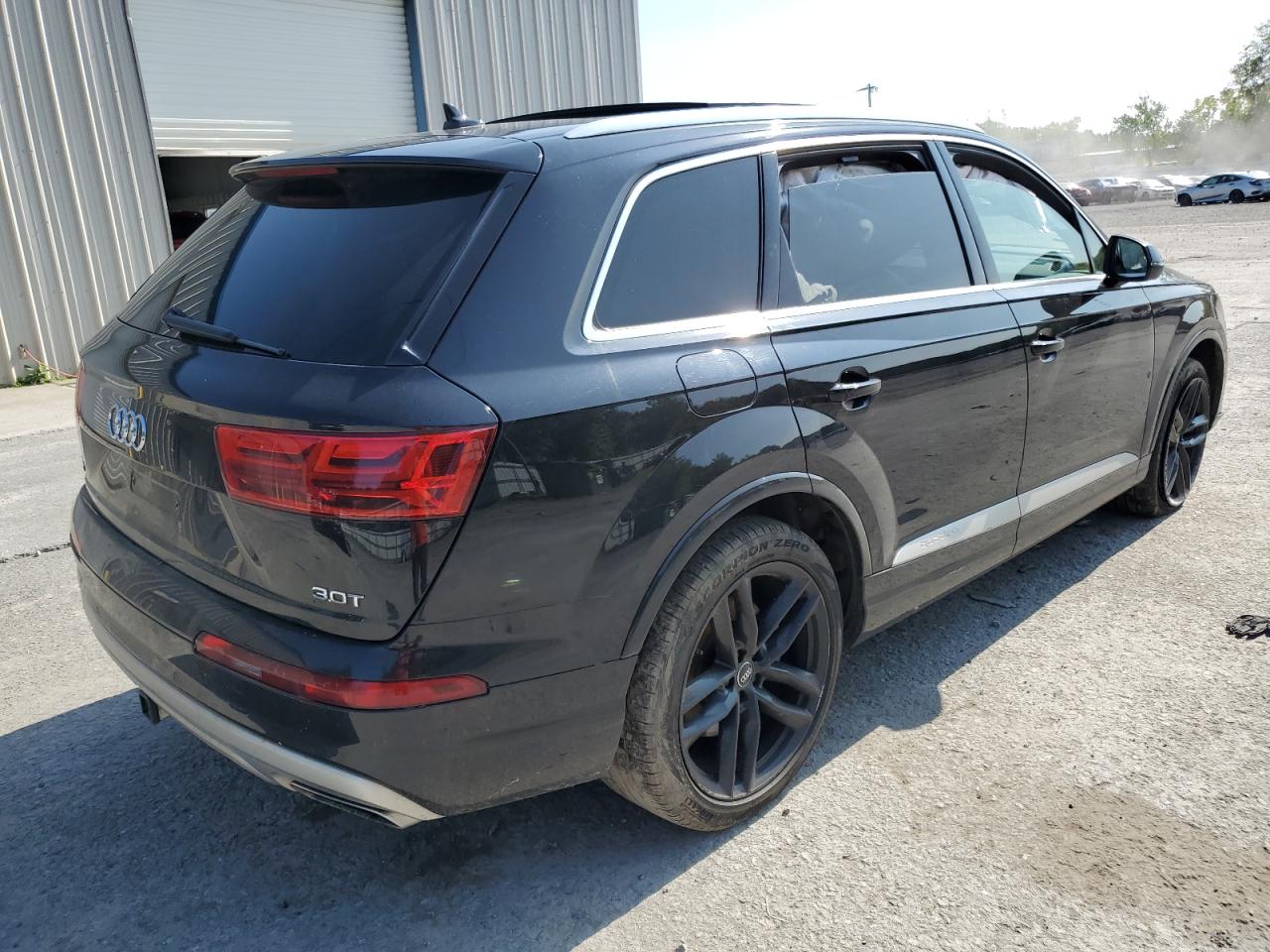 Photo 2 VIN: WA1VAAF73JD055088 - AUDI Q7 