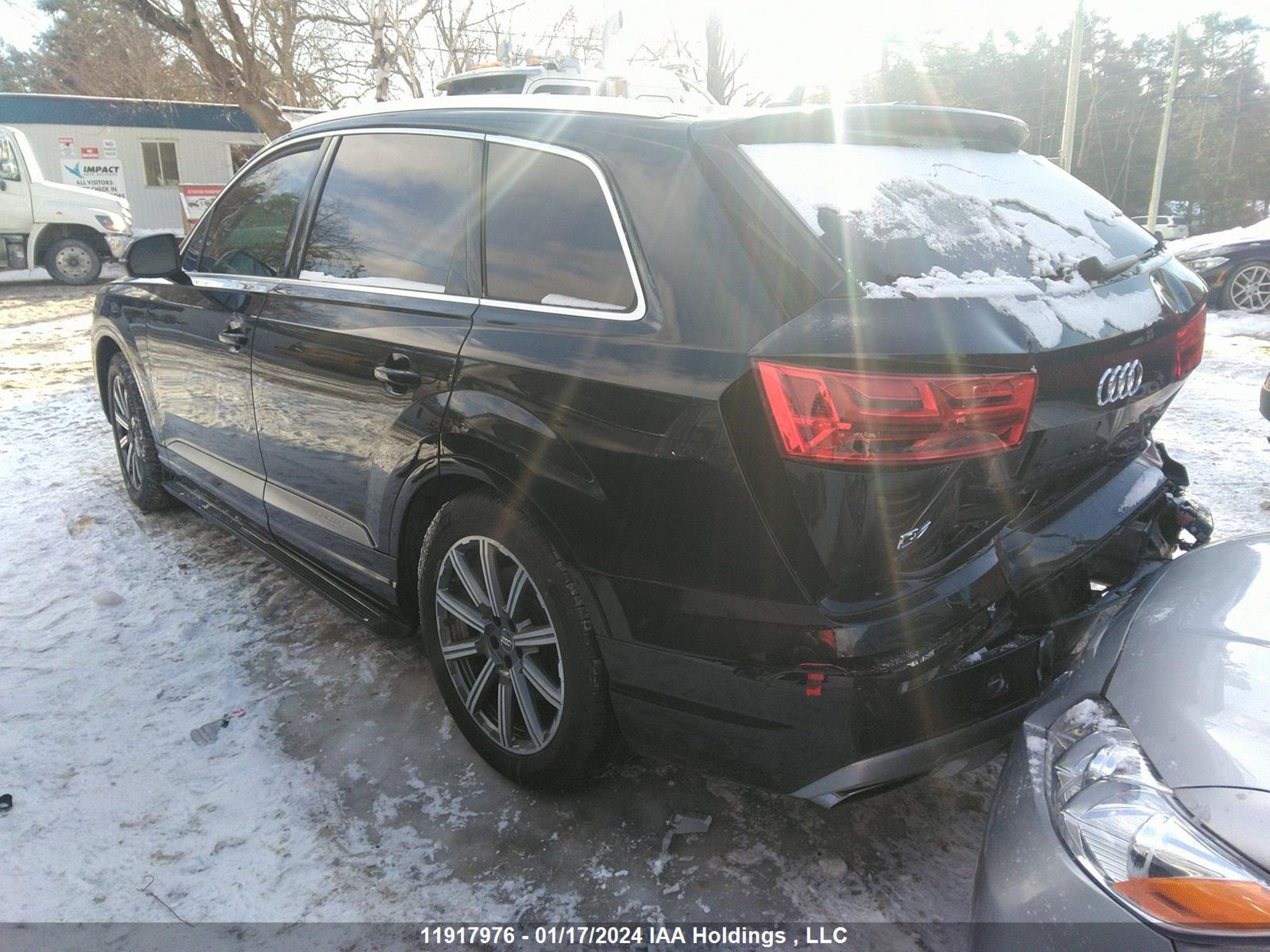 Photo 2 VIN: WA1VAAF74HD042053 - AUDI Q7 