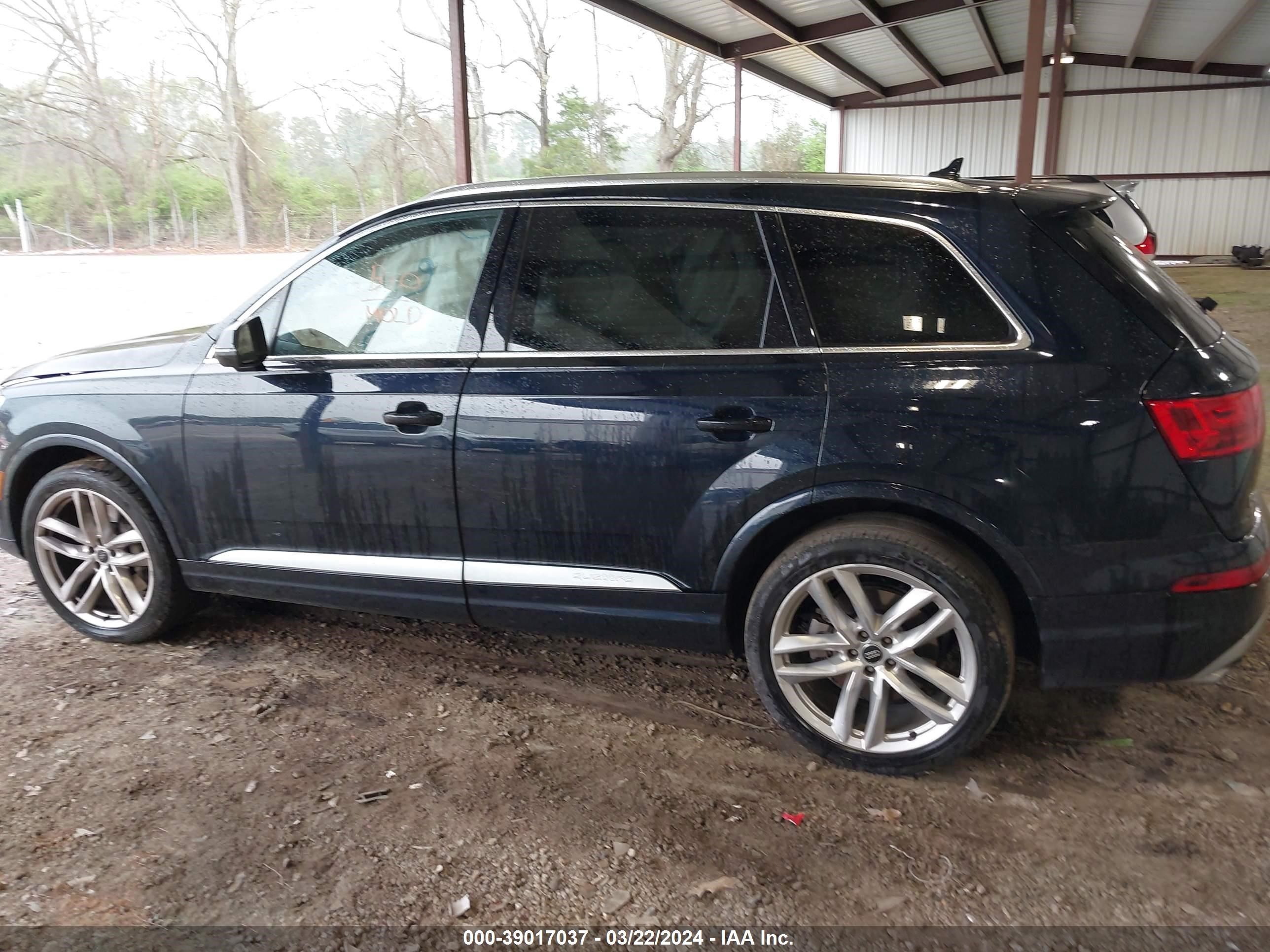 Photo 13 VIN: WA1VAAF74JD008233 - AUDI Q7 