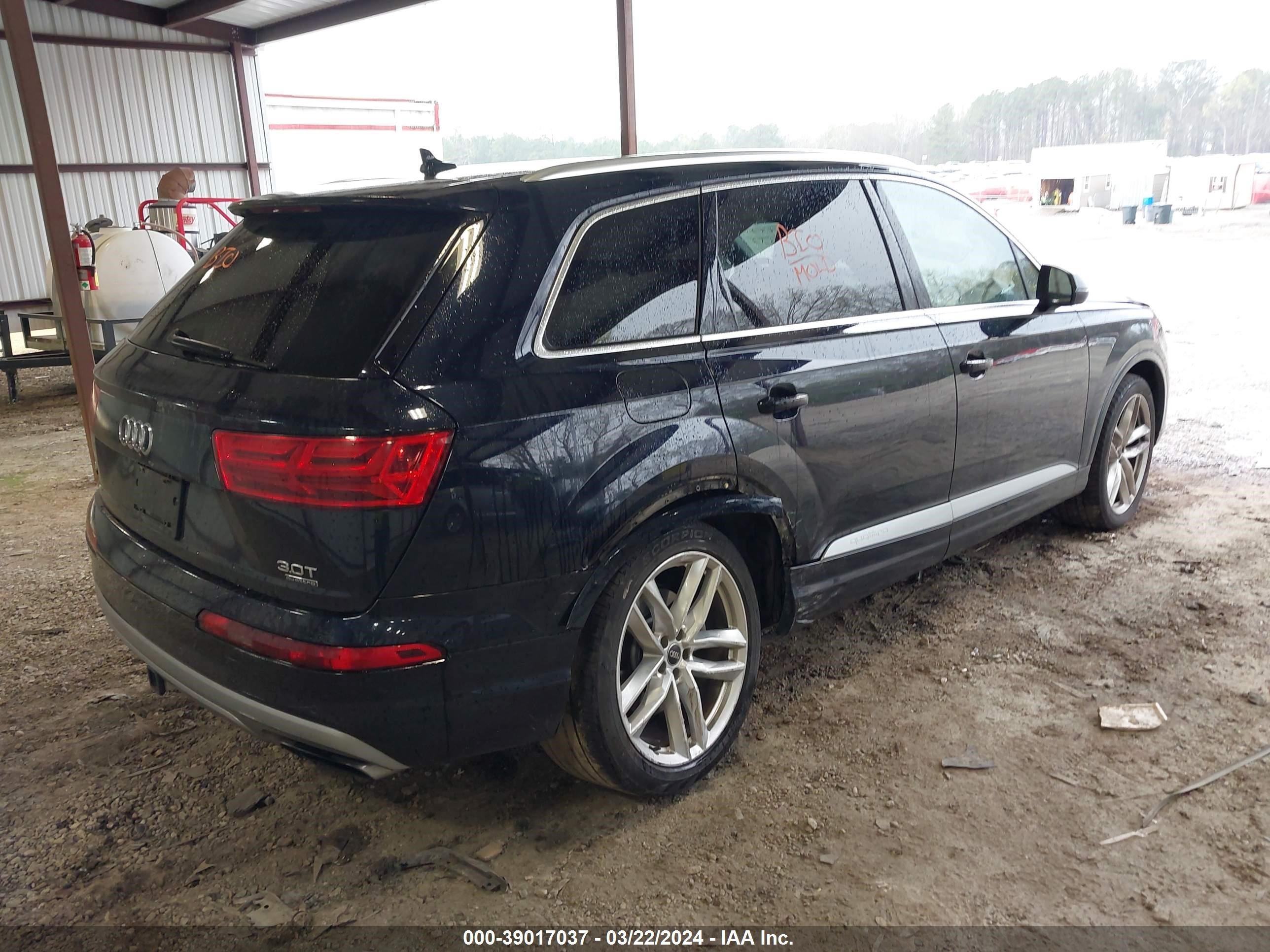 Photo 3 VIN: WA1VAAF74JD008233 - AUDI Q7 